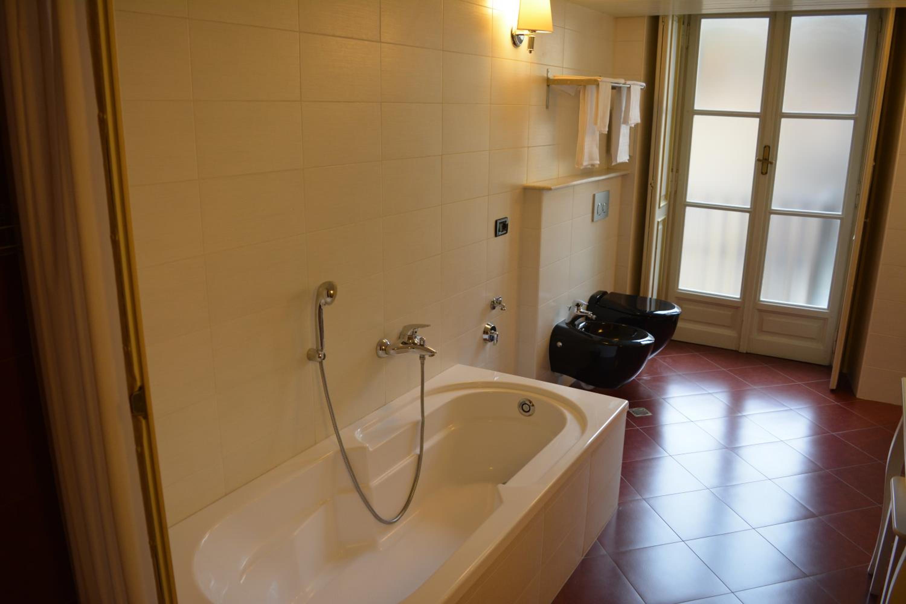 Junior Suite with Mezzanine - Photo 6