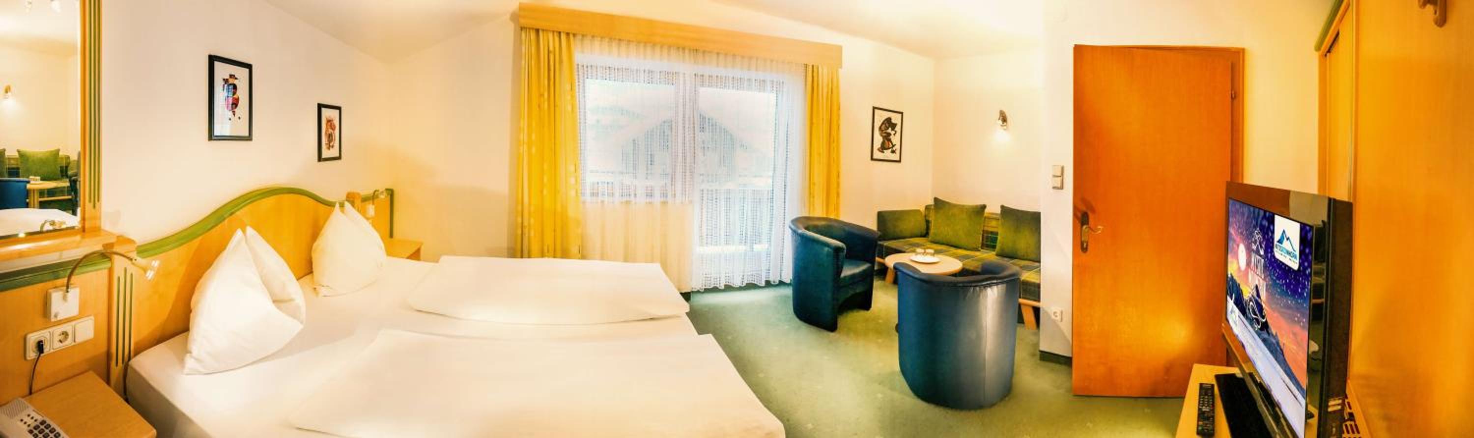 Double Room with Balcony photo 1
