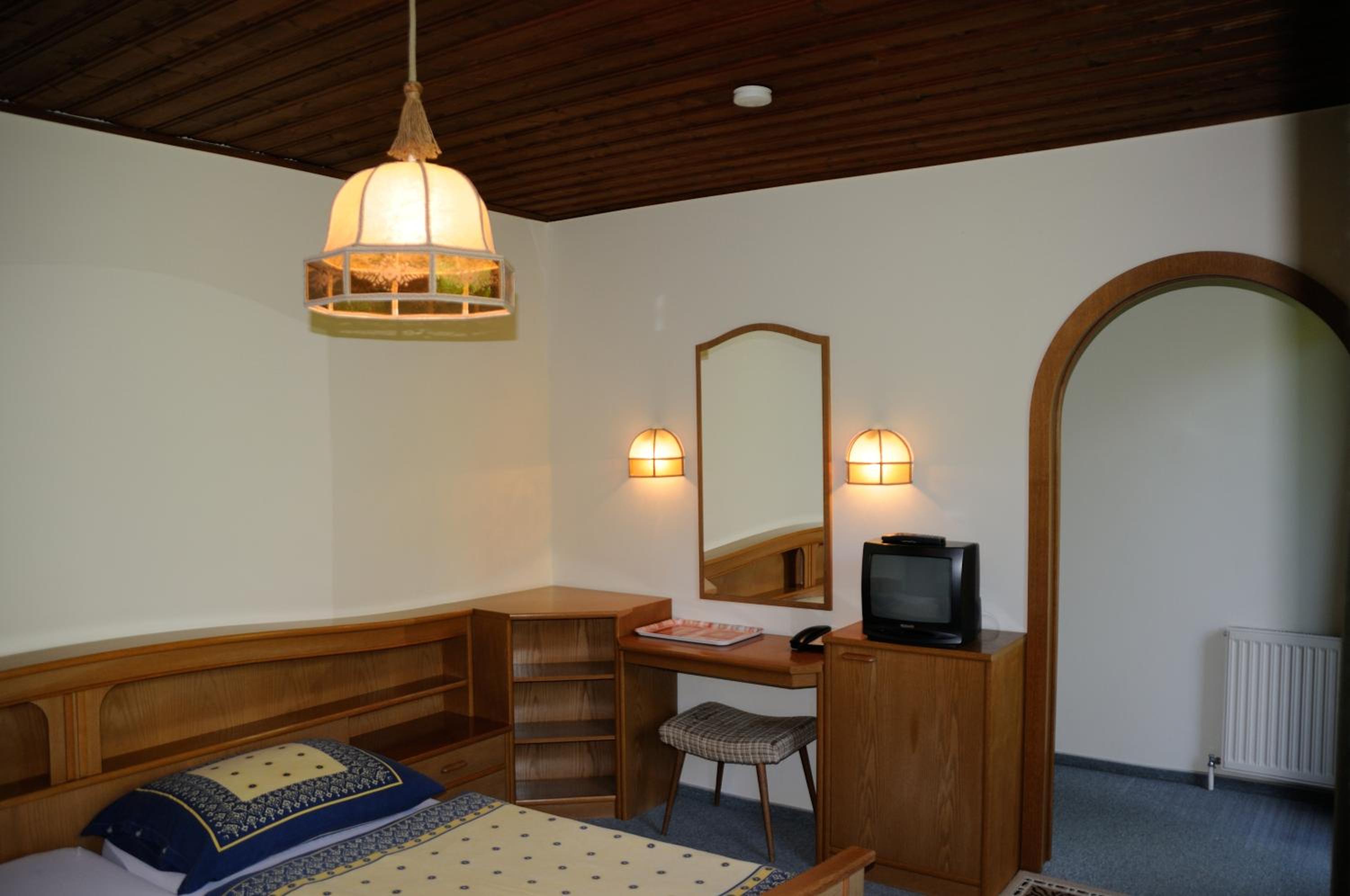 Double Room with Garden View (1 Adult)