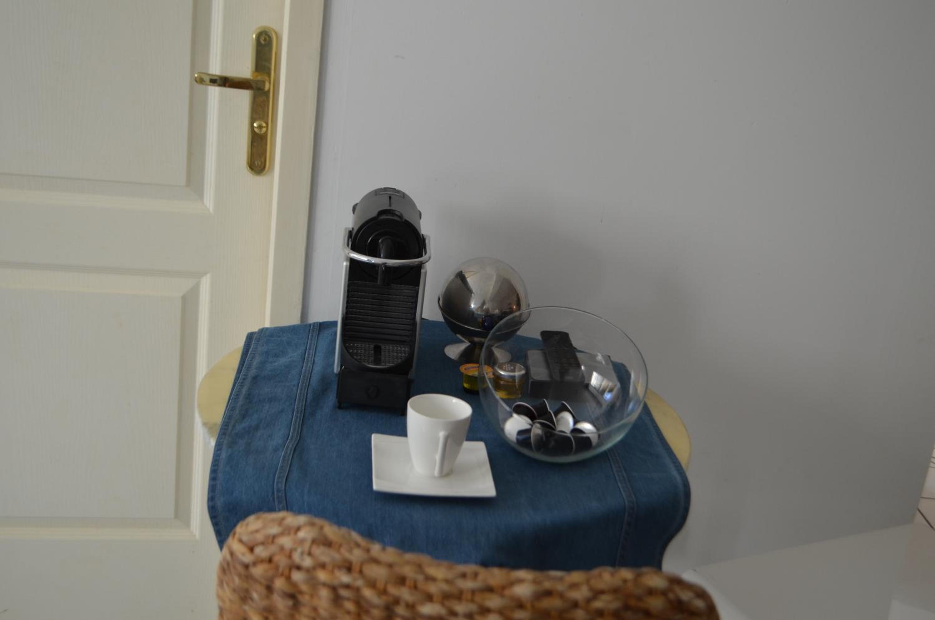 Double Room - Photo 2