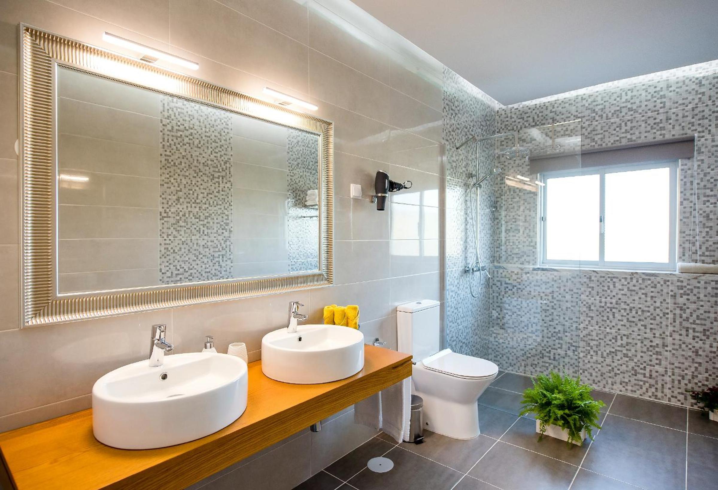 Superior Double or Twin Room photo 2