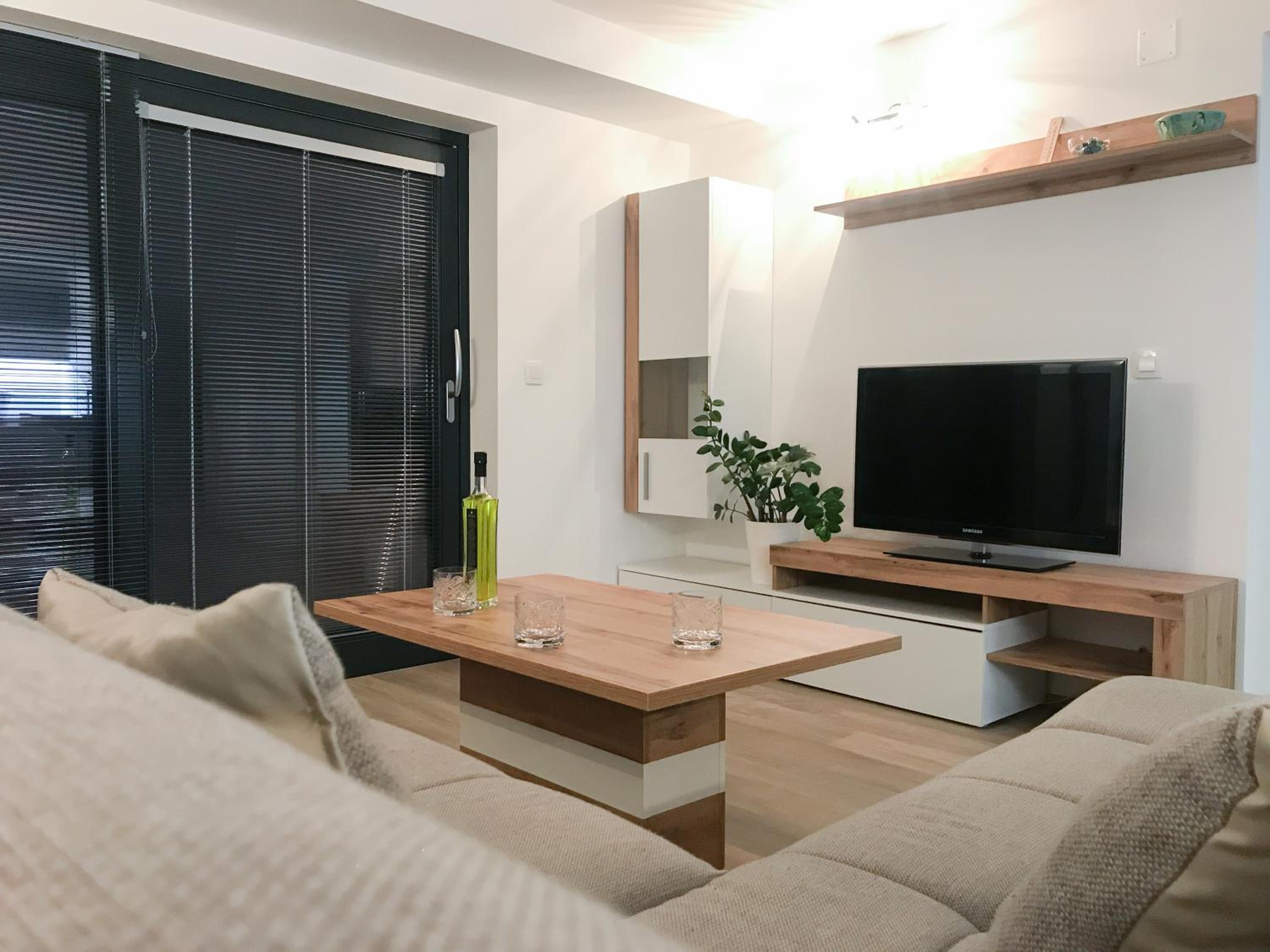 Apartment with Mountain View photo 1