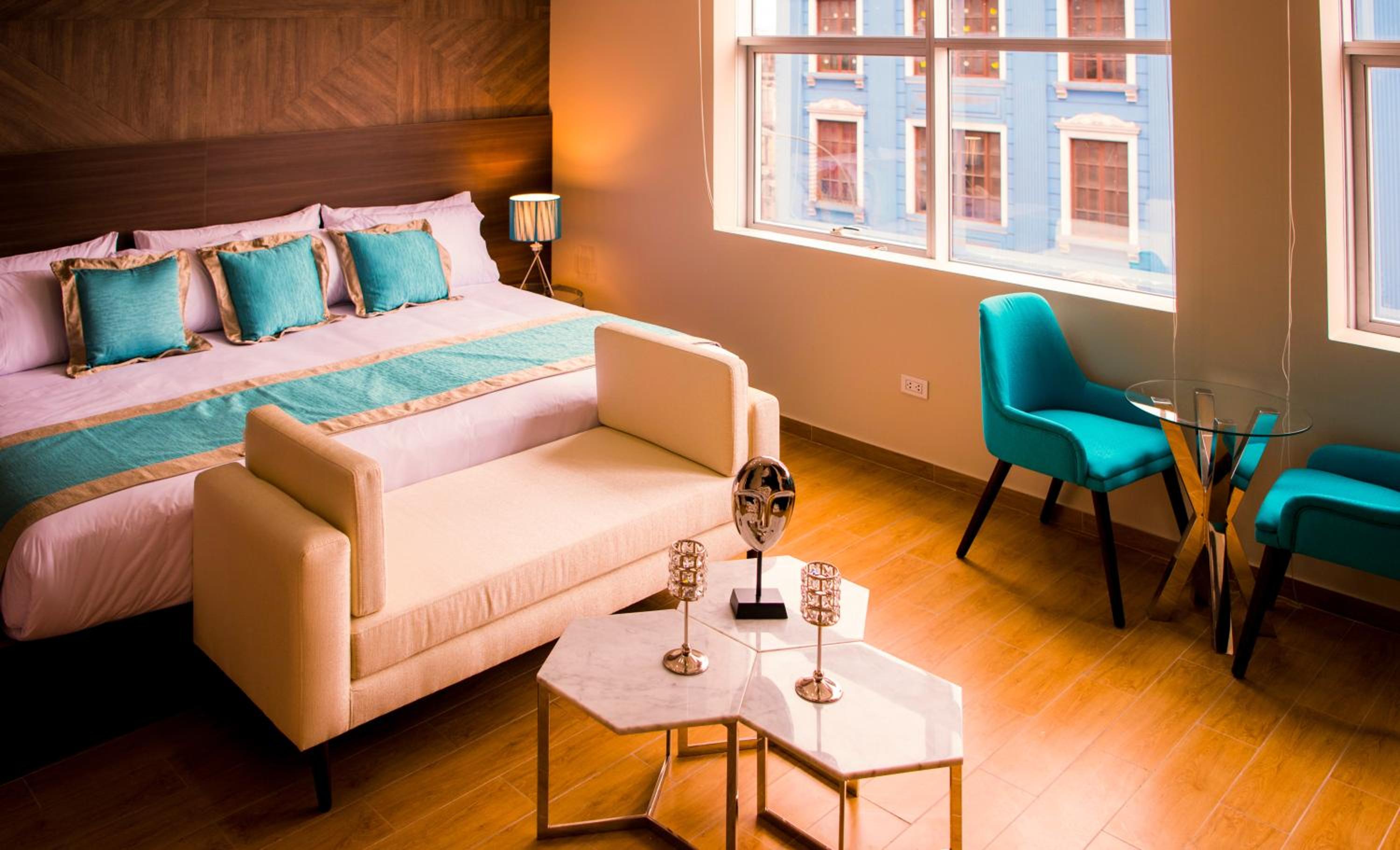 Deluxe Suite with Jacuzzi photo 2