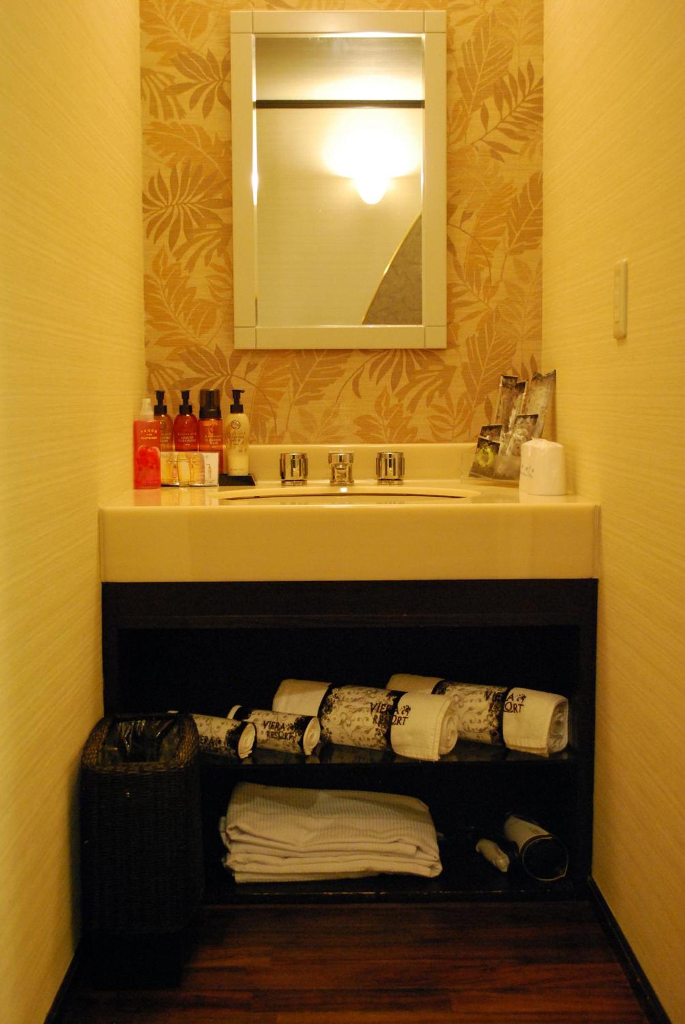 Queen Room - Smoking - Photo 7