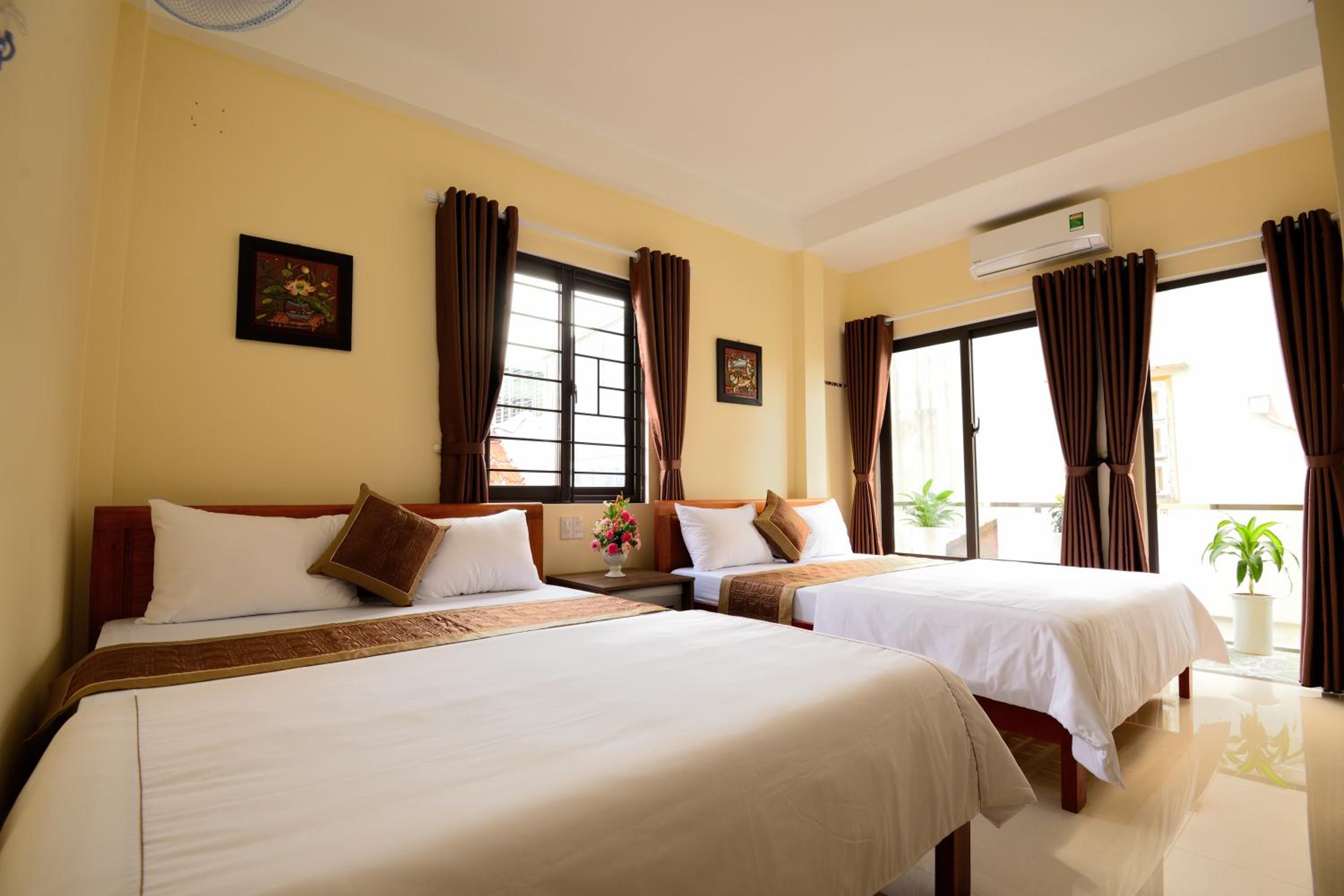 Quadruple Room with Balcony