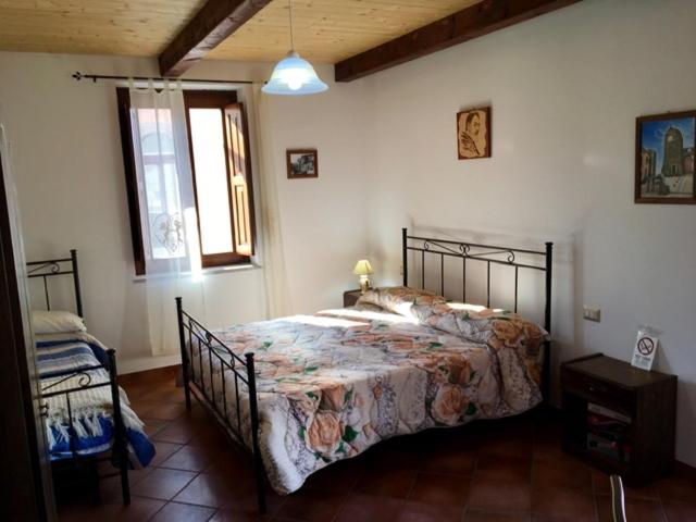 Triple Room with Private Bathroom - Photo 6