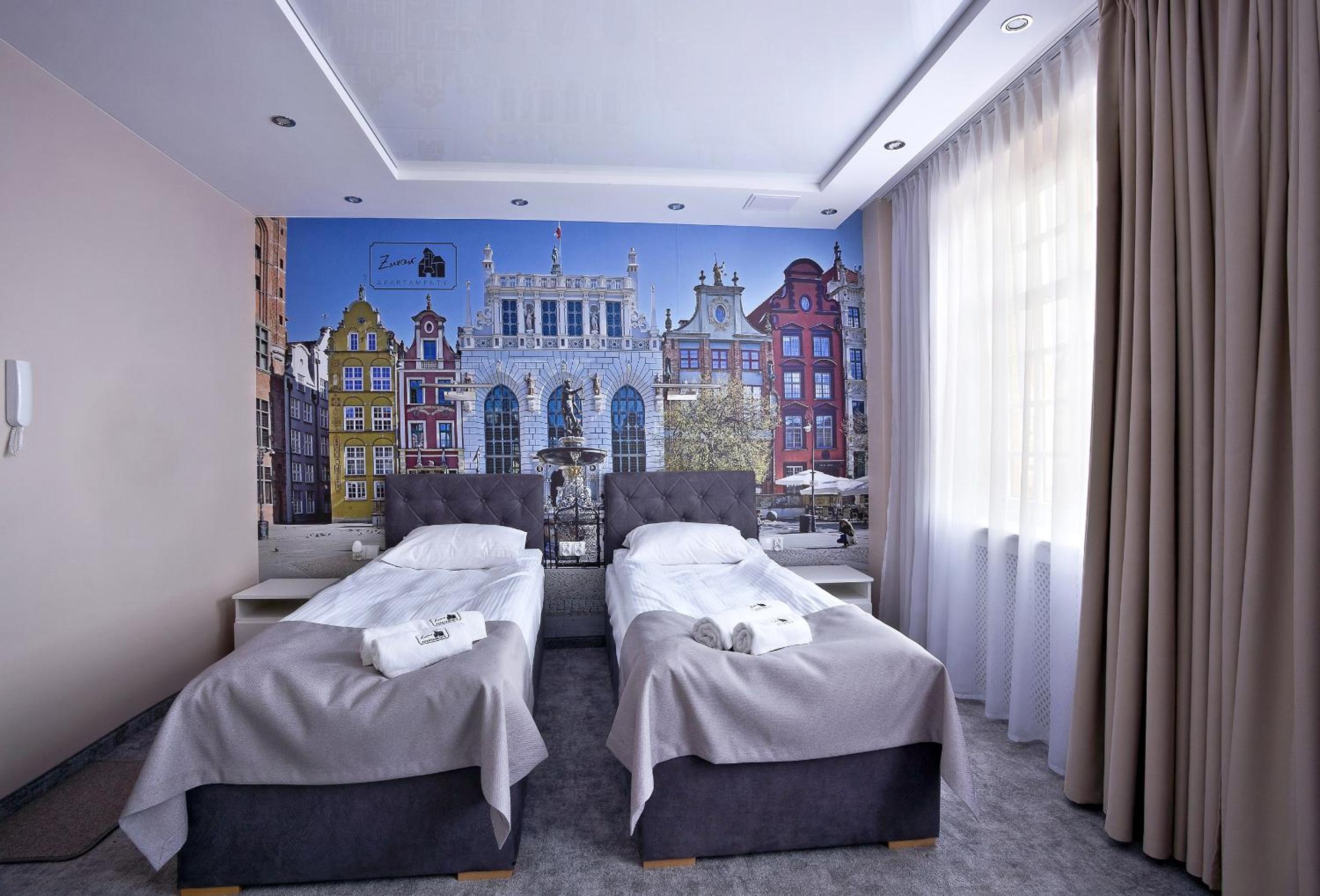 Apartment with Terrace - Photo 3