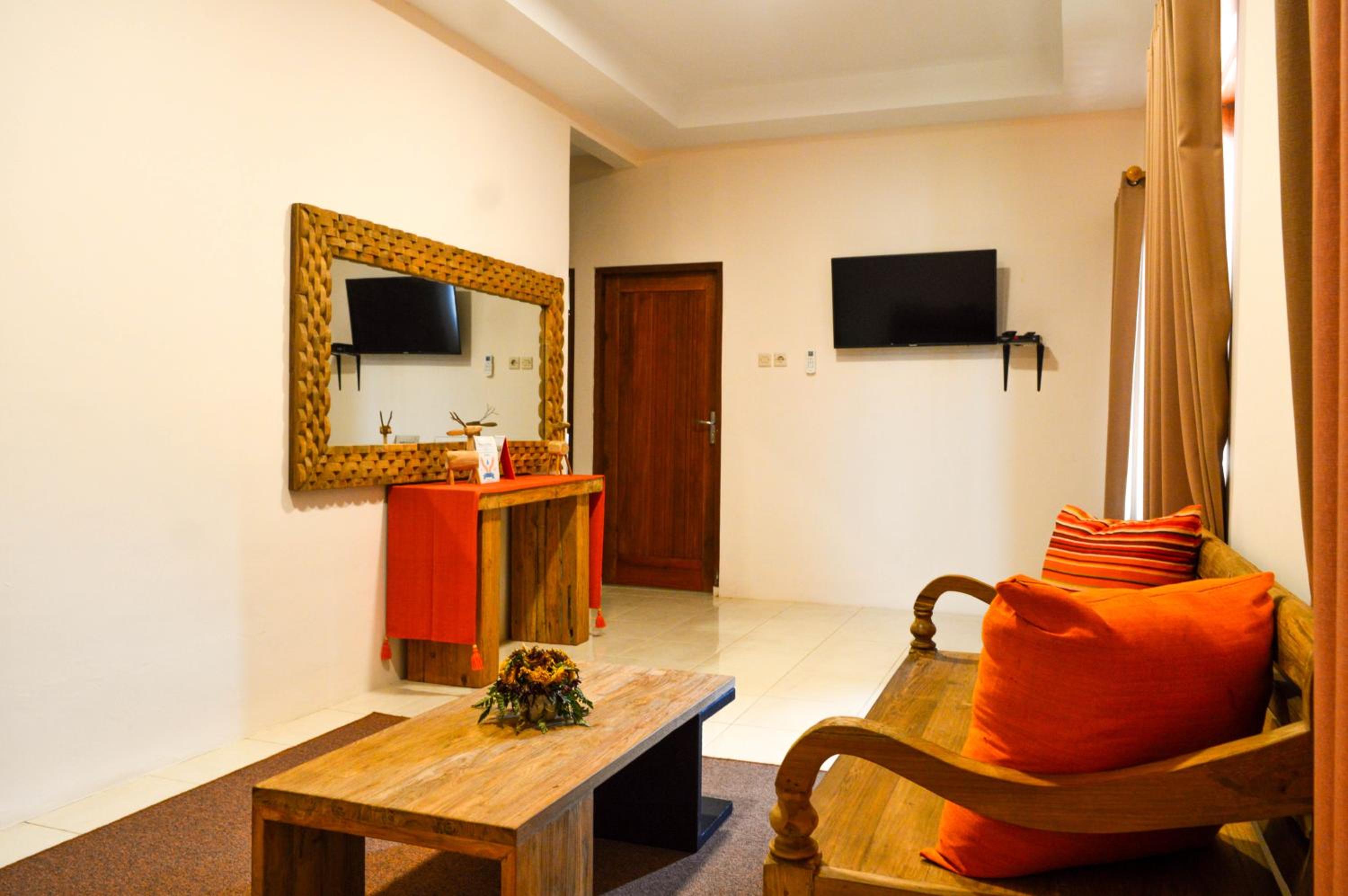 Deluxe Family Room