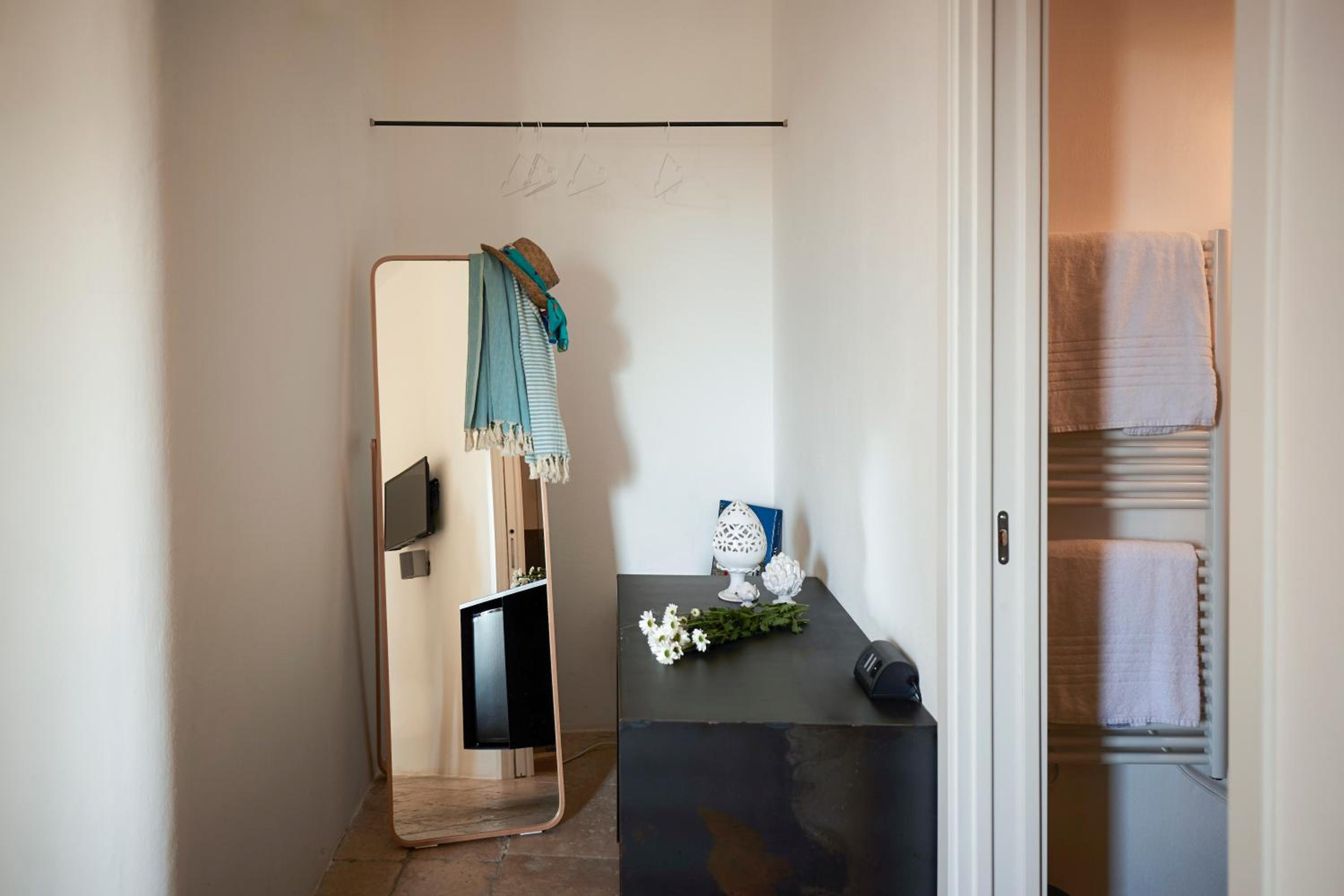 Azzurra Deluxe Double Room with Balcony photo 2