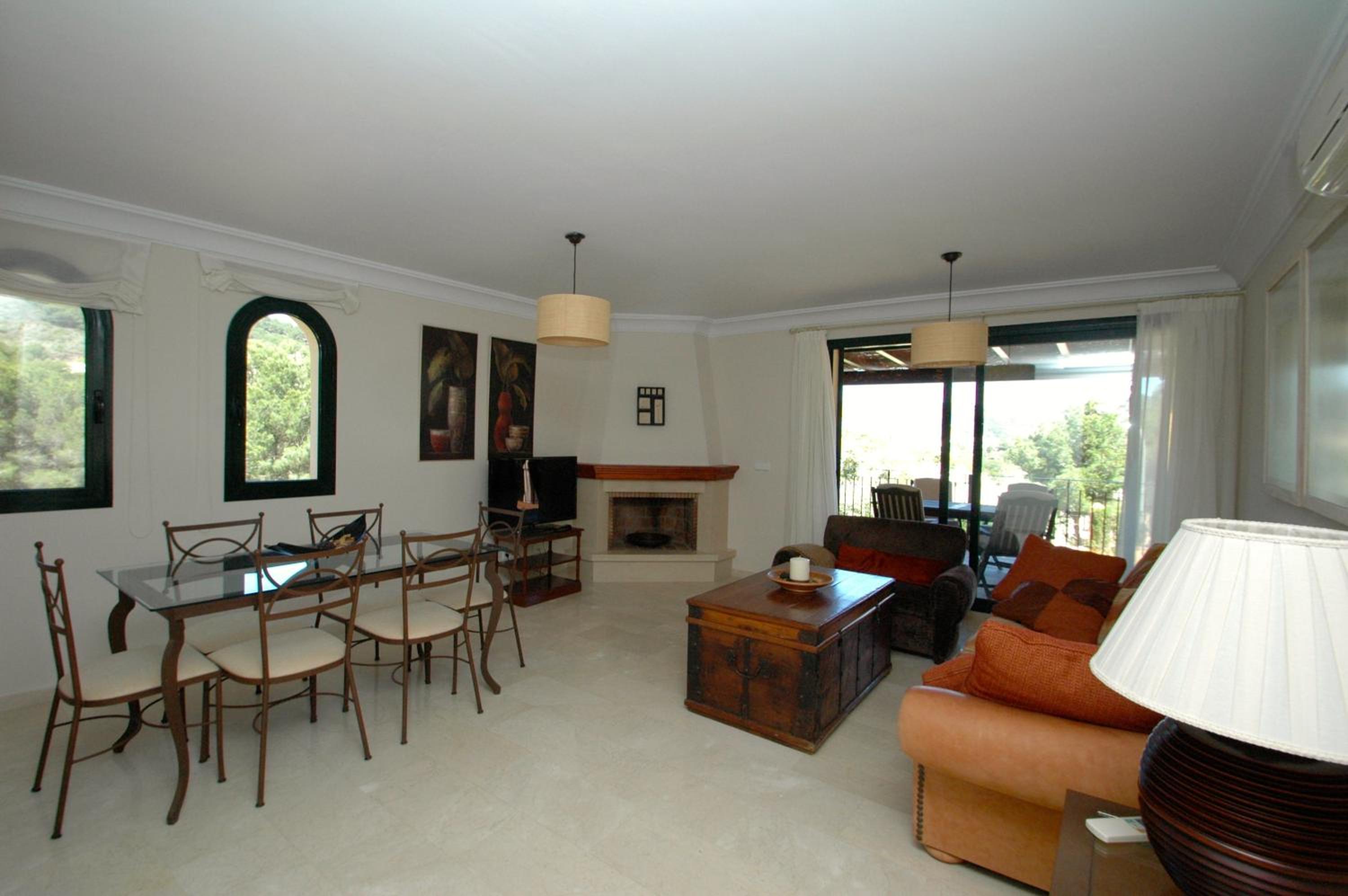 Villa de Lujo - Calle Q, 7