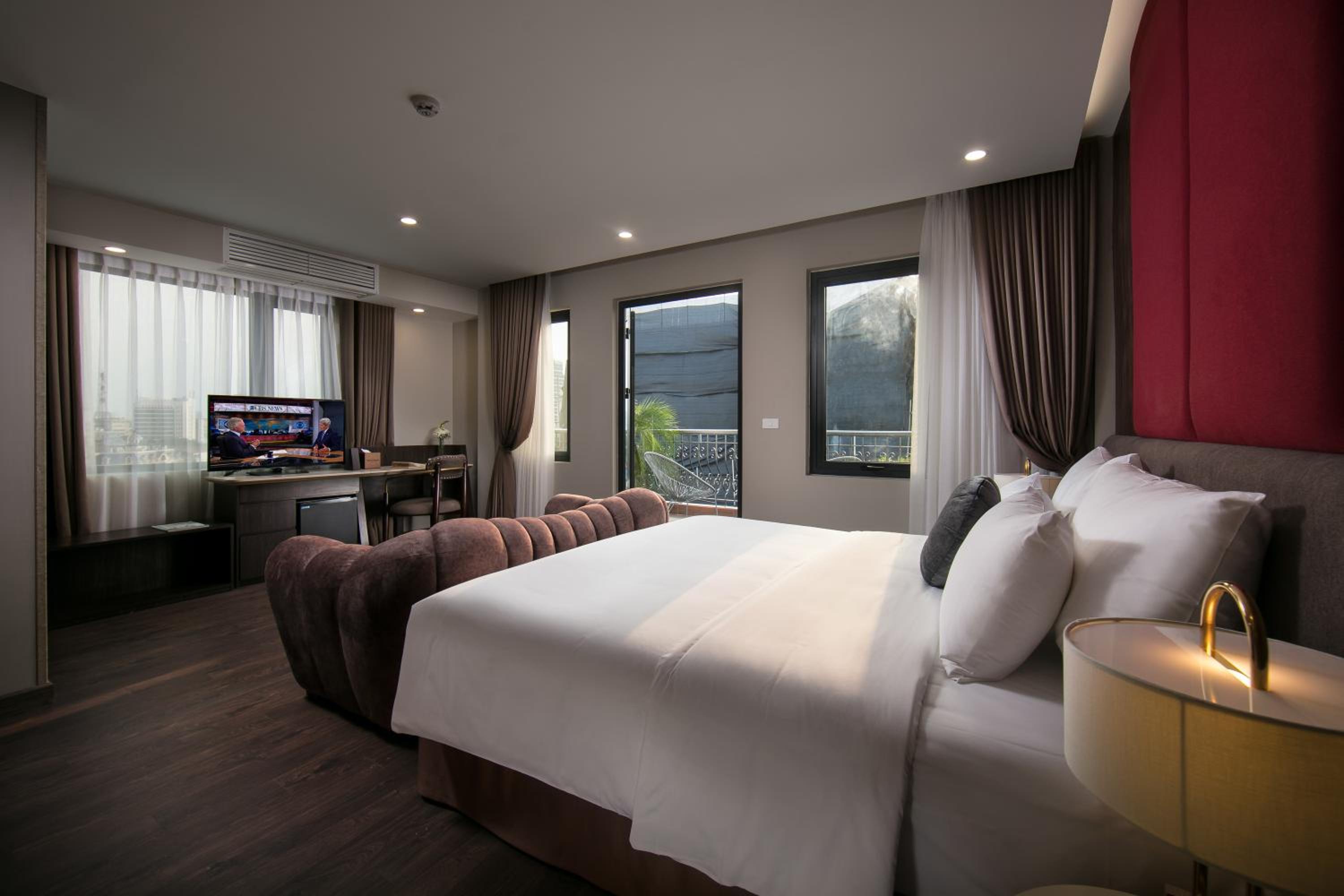Executive Suite photo 2