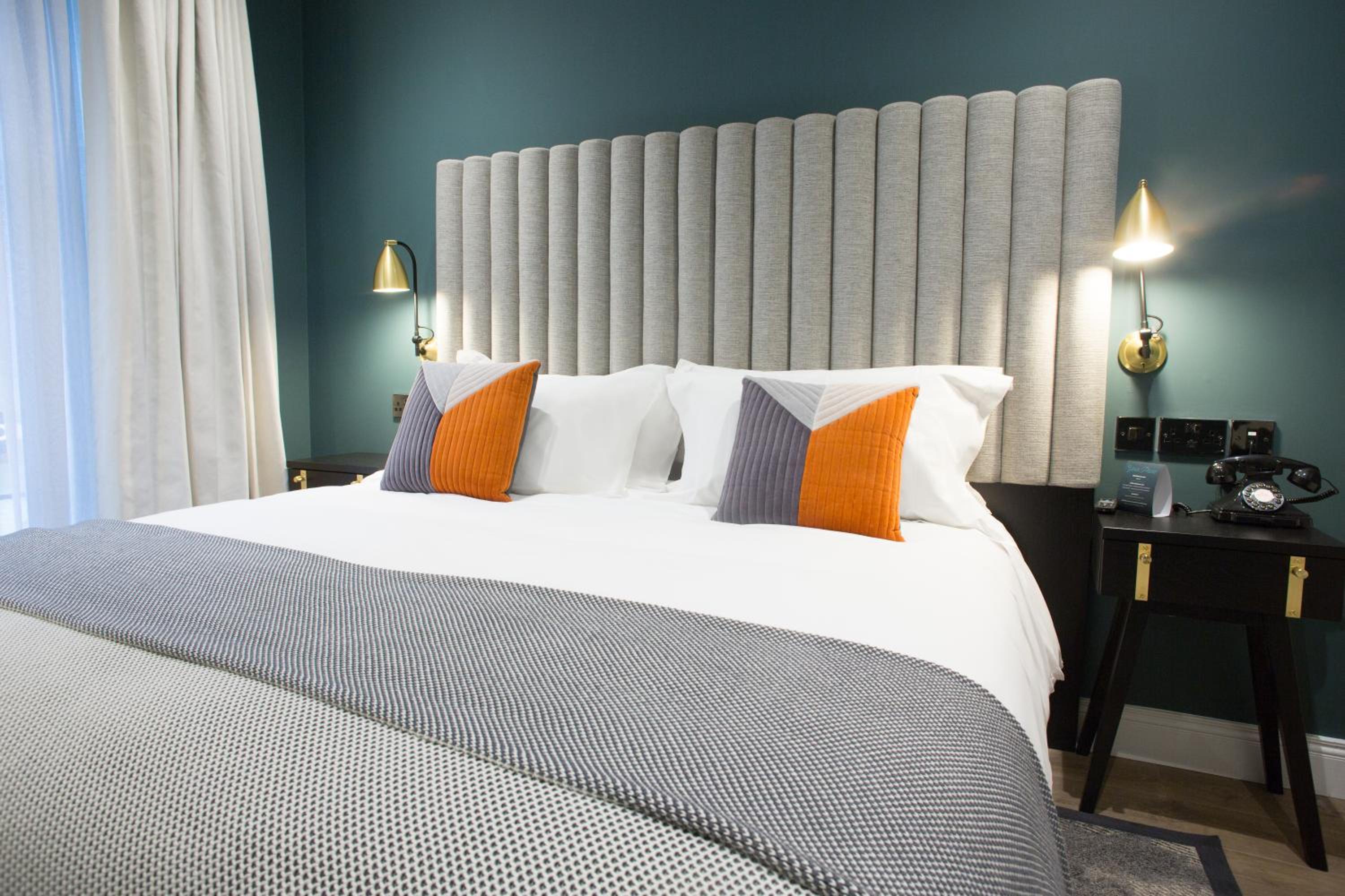 Executive King Room - Photo 10