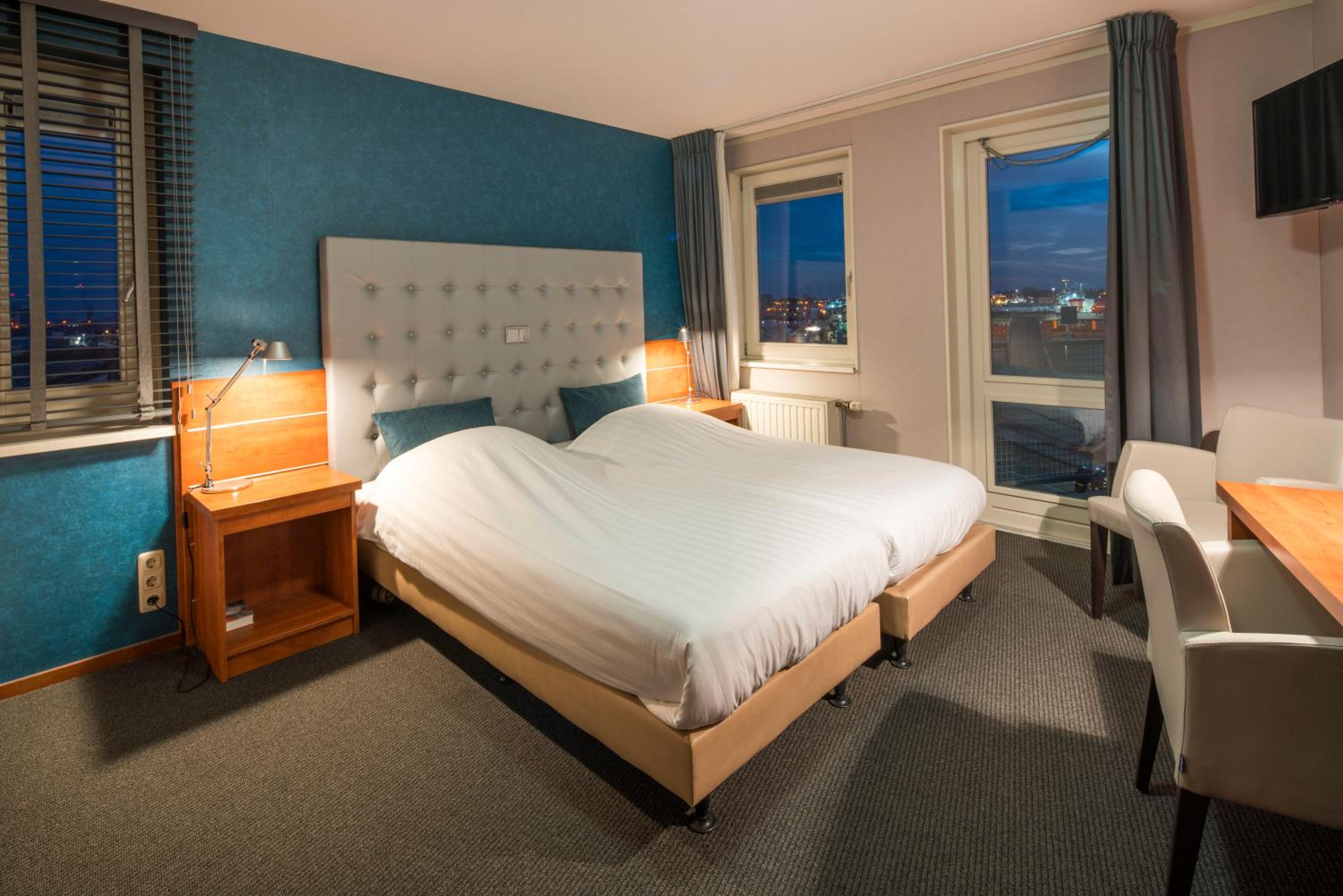 Double or Twin Room photo 2