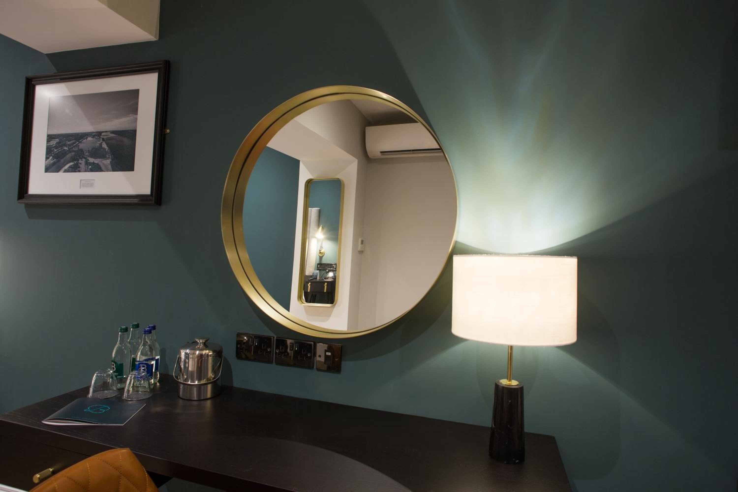 King Suite (accessible) - Photo 4