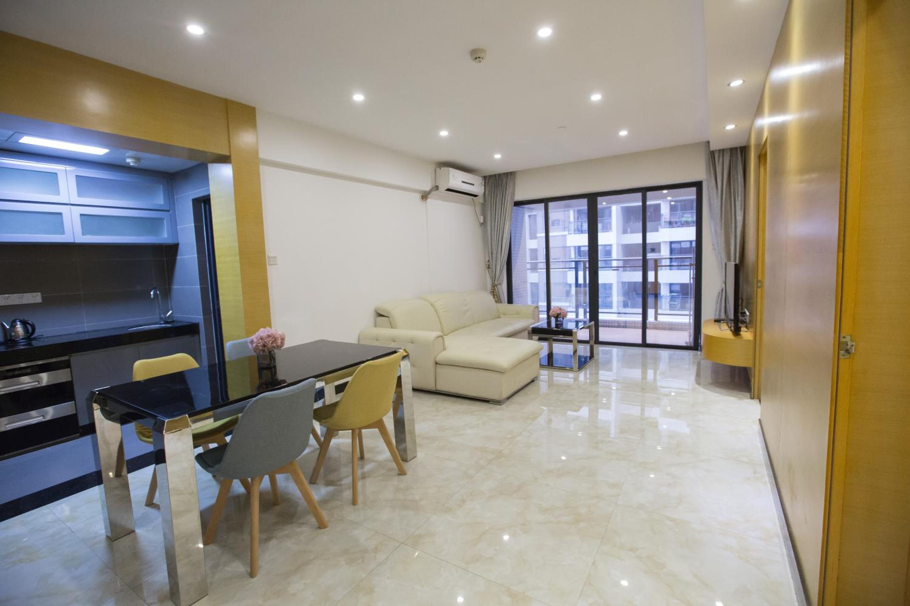 Deluxe Apartment photo 2