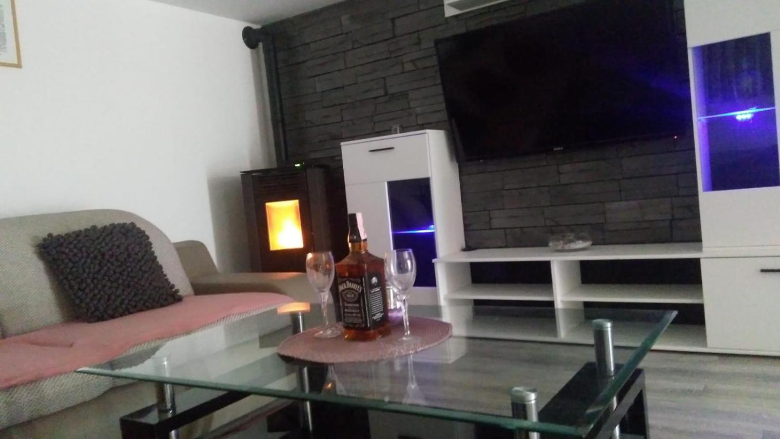 Apartment - Photo 11