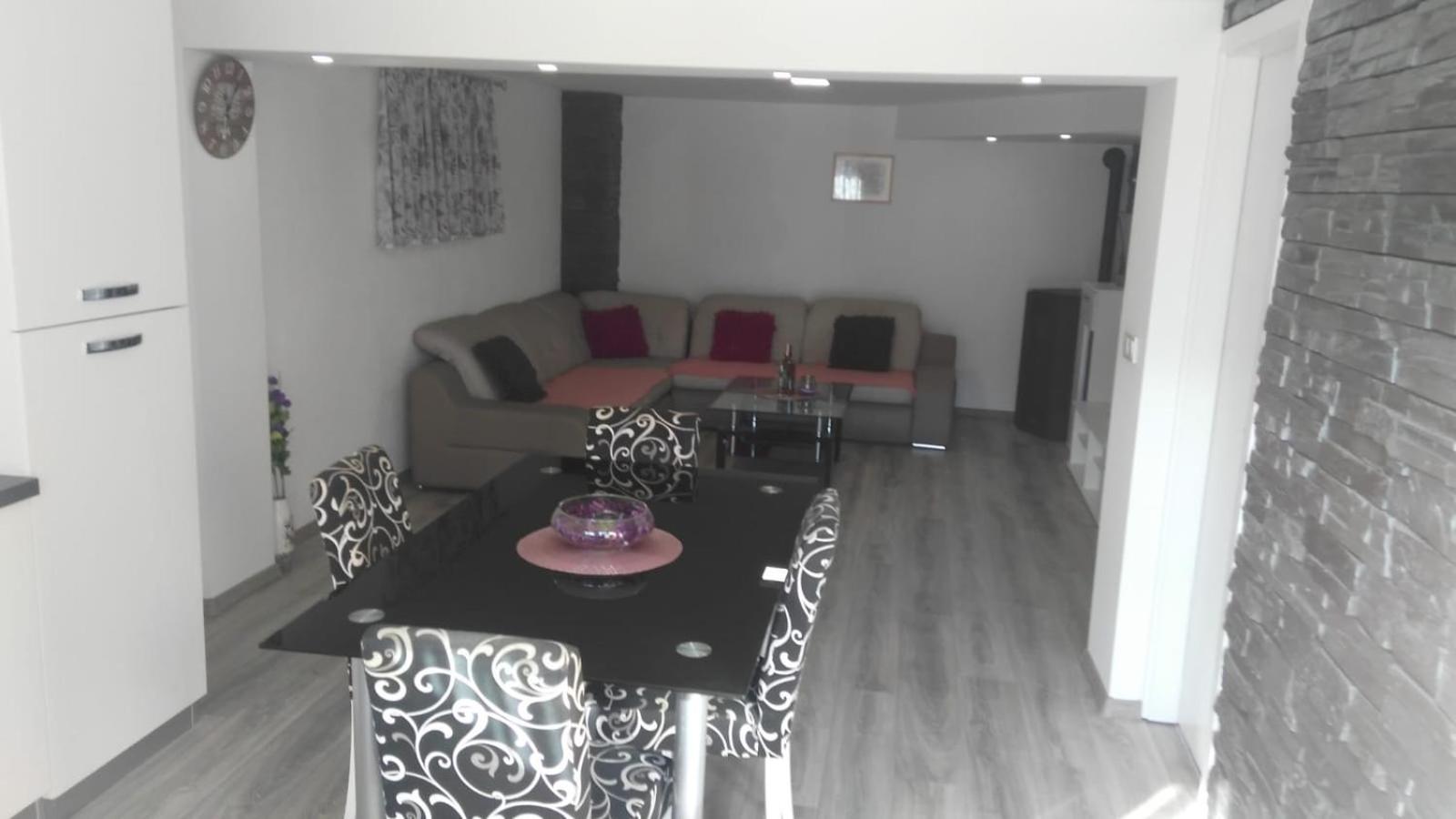 Apartment - Photo 14