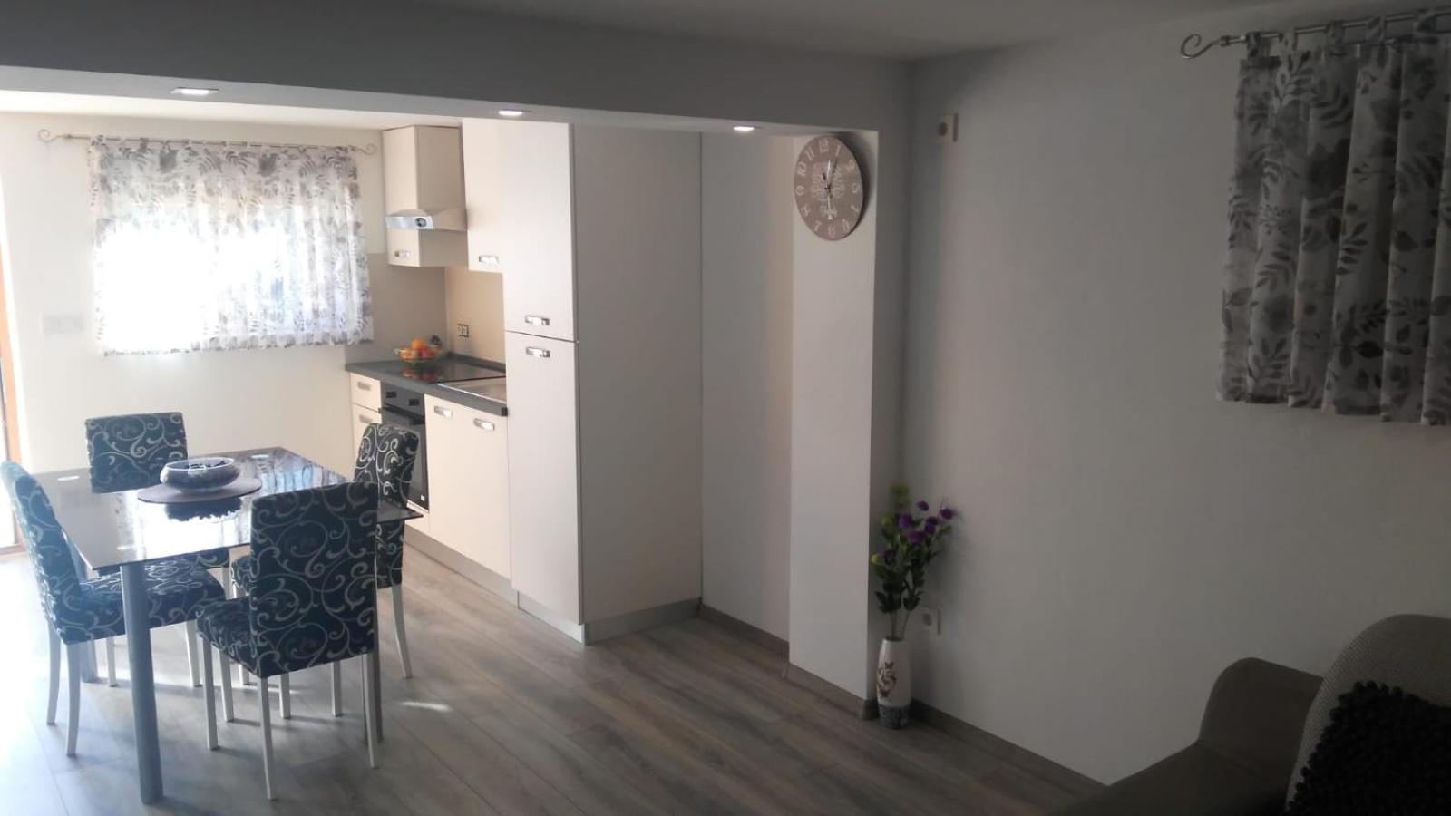 Apartment - Photo 15