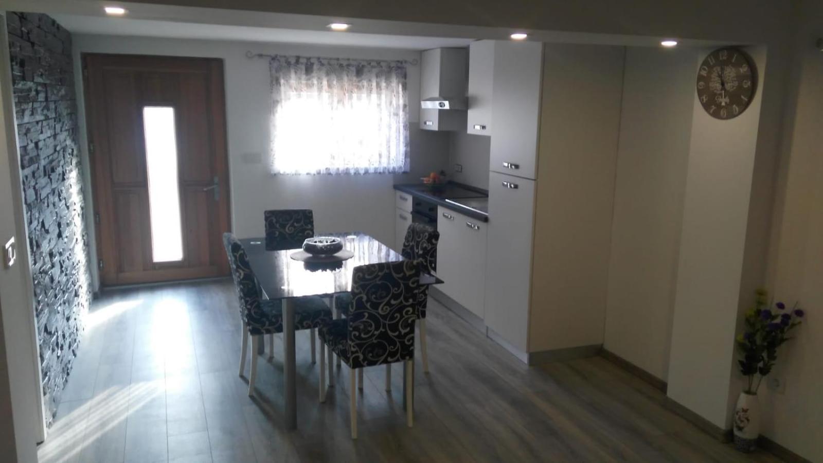 Apartment - Photo 28