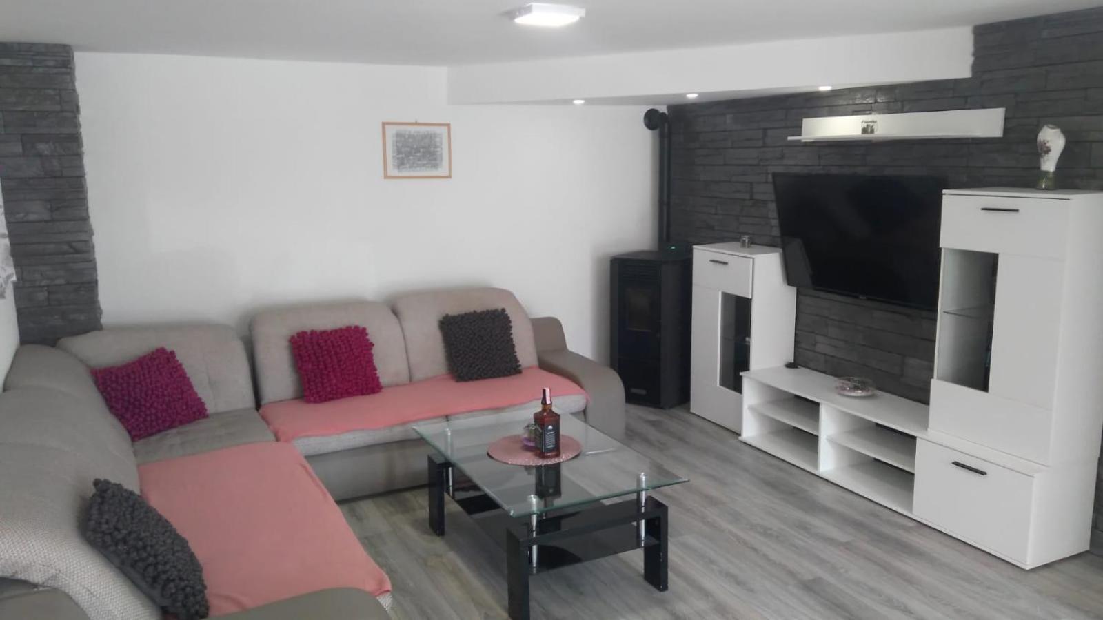 Apartment - Photo 56