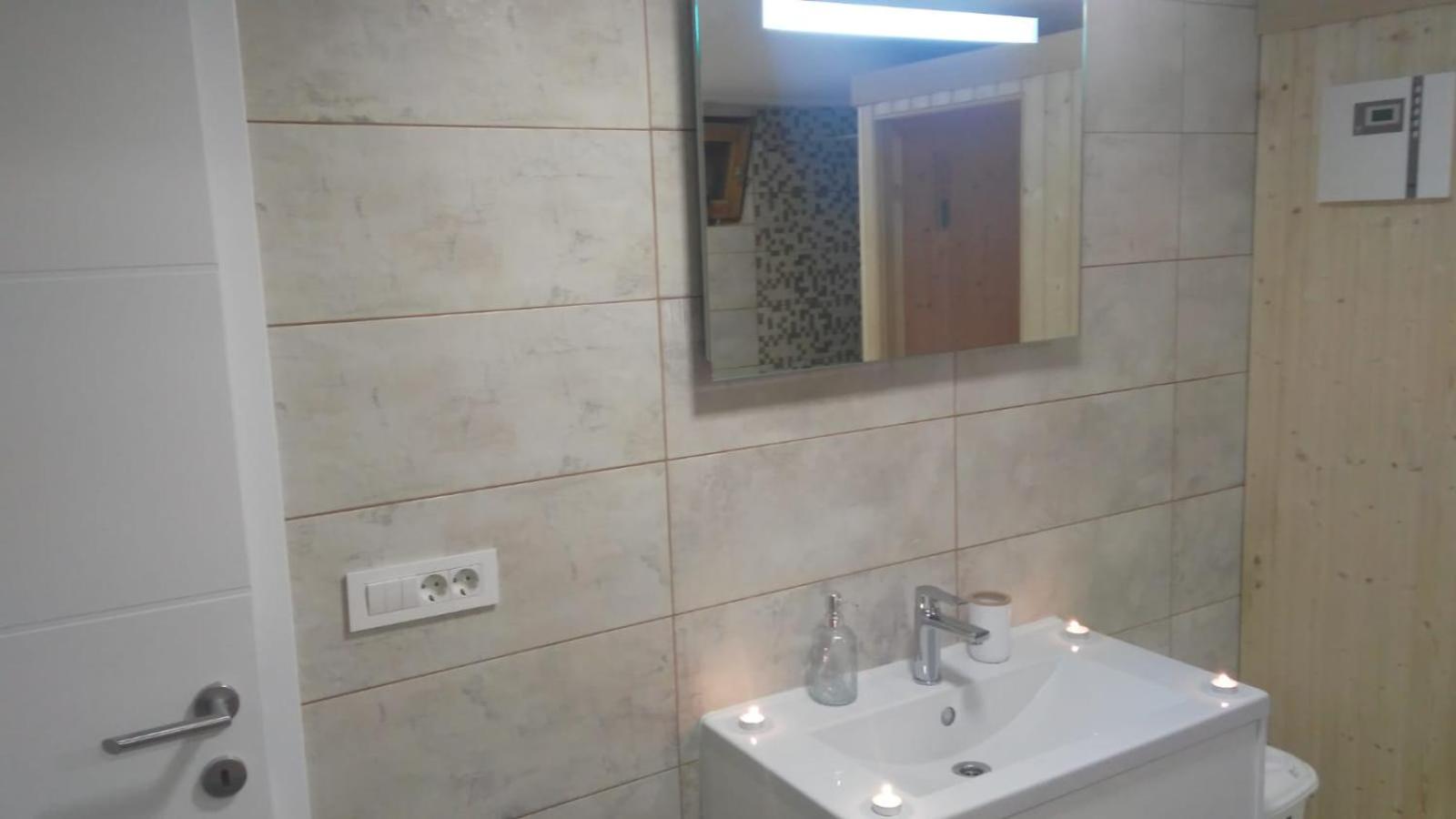 Apartment - Photo 61