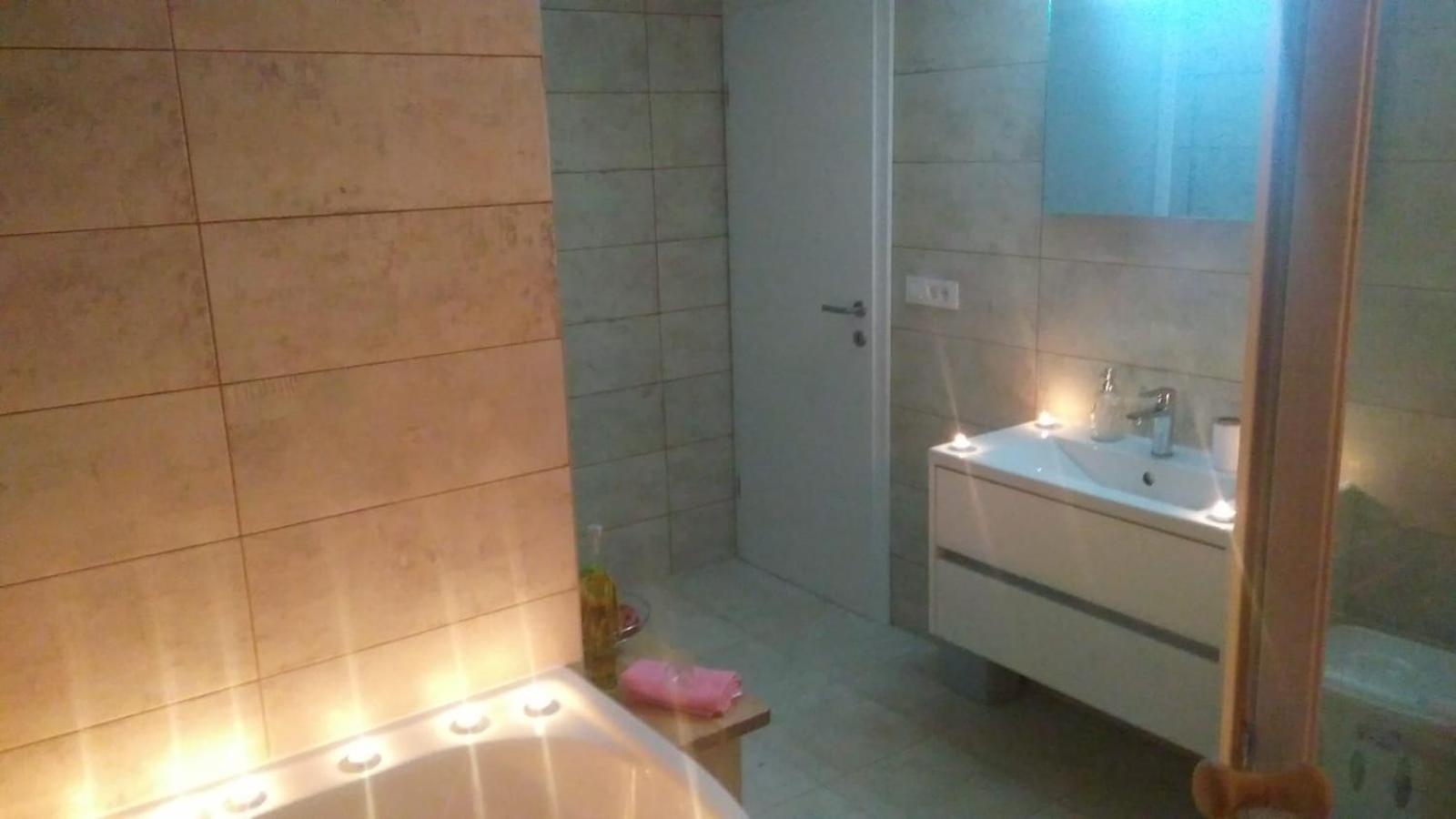 Apartment - Photo 40