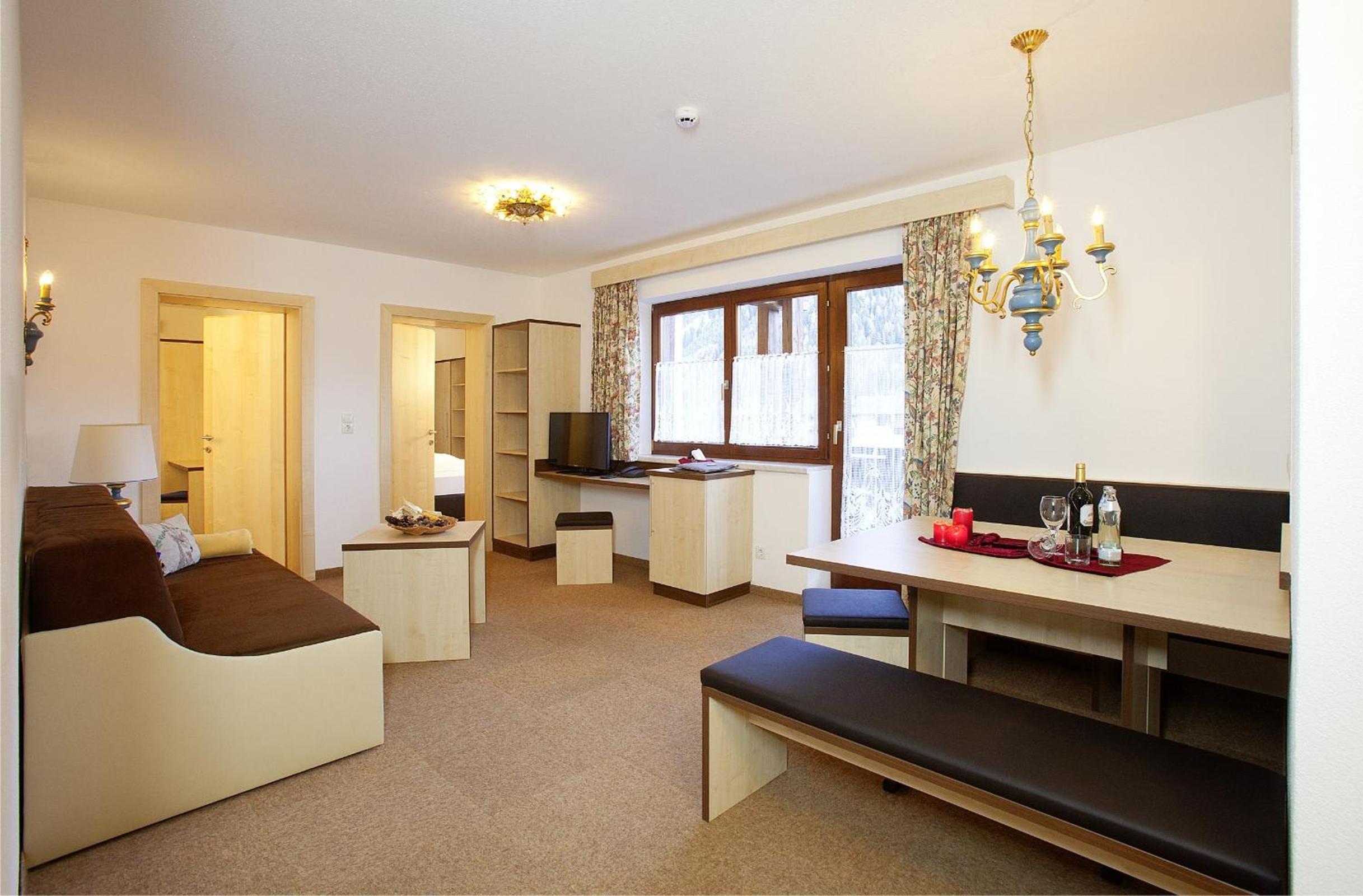 Two-Bedroom Apartment (4 Adults)