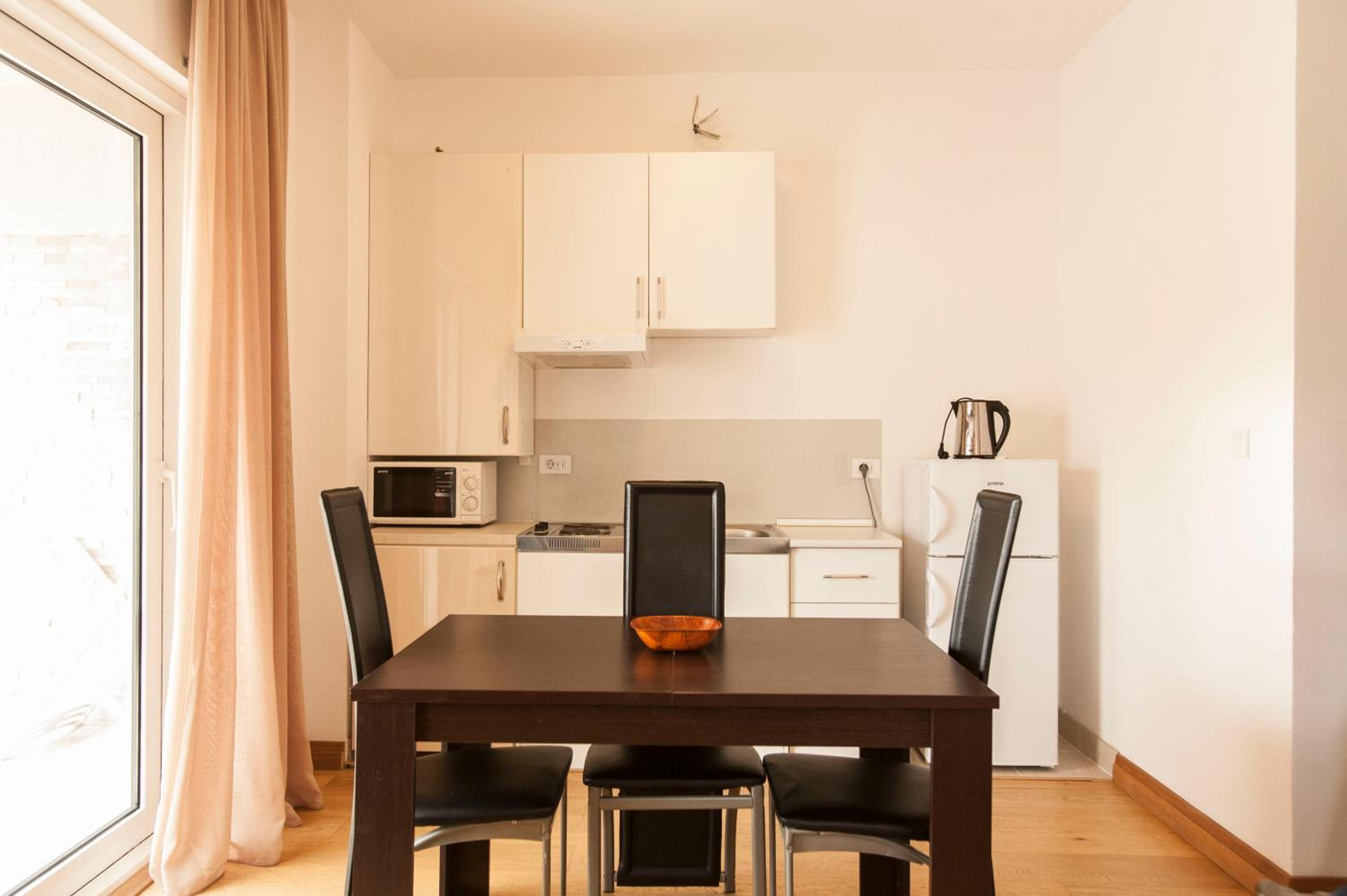 Two-Bedroom Apartment with Terrace photo 2