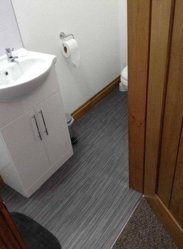 Twin Room with Shower photo 2
