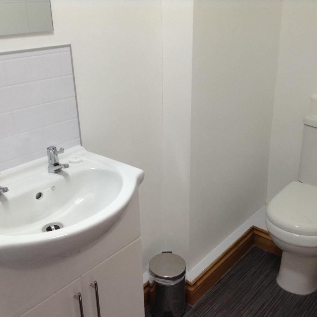 Twin Room with Shower photo 2