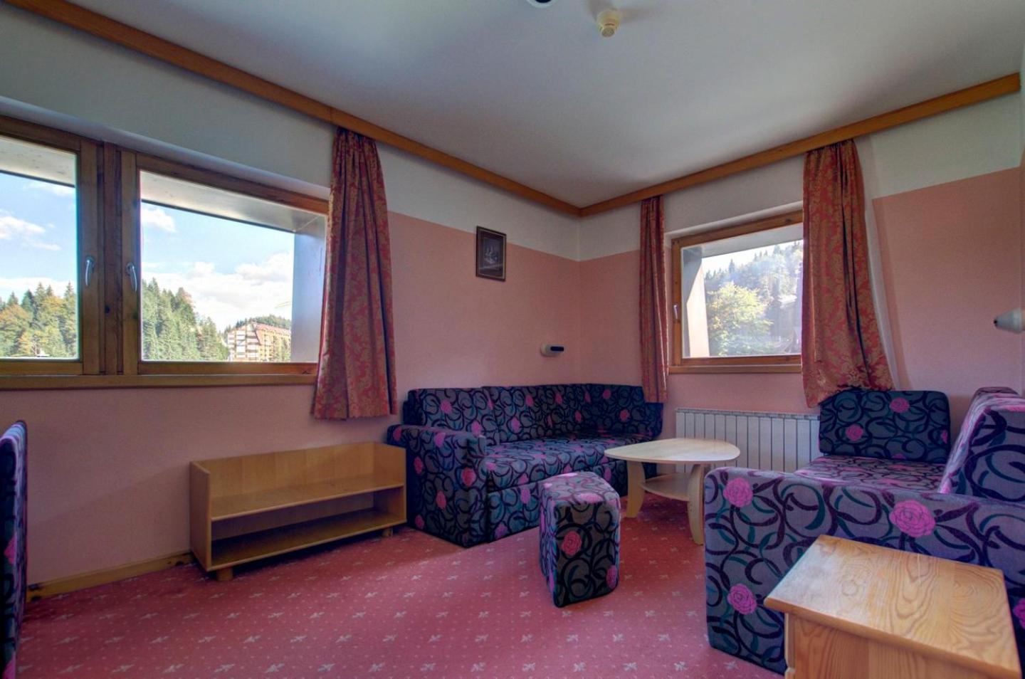 One-Bedroom Suite