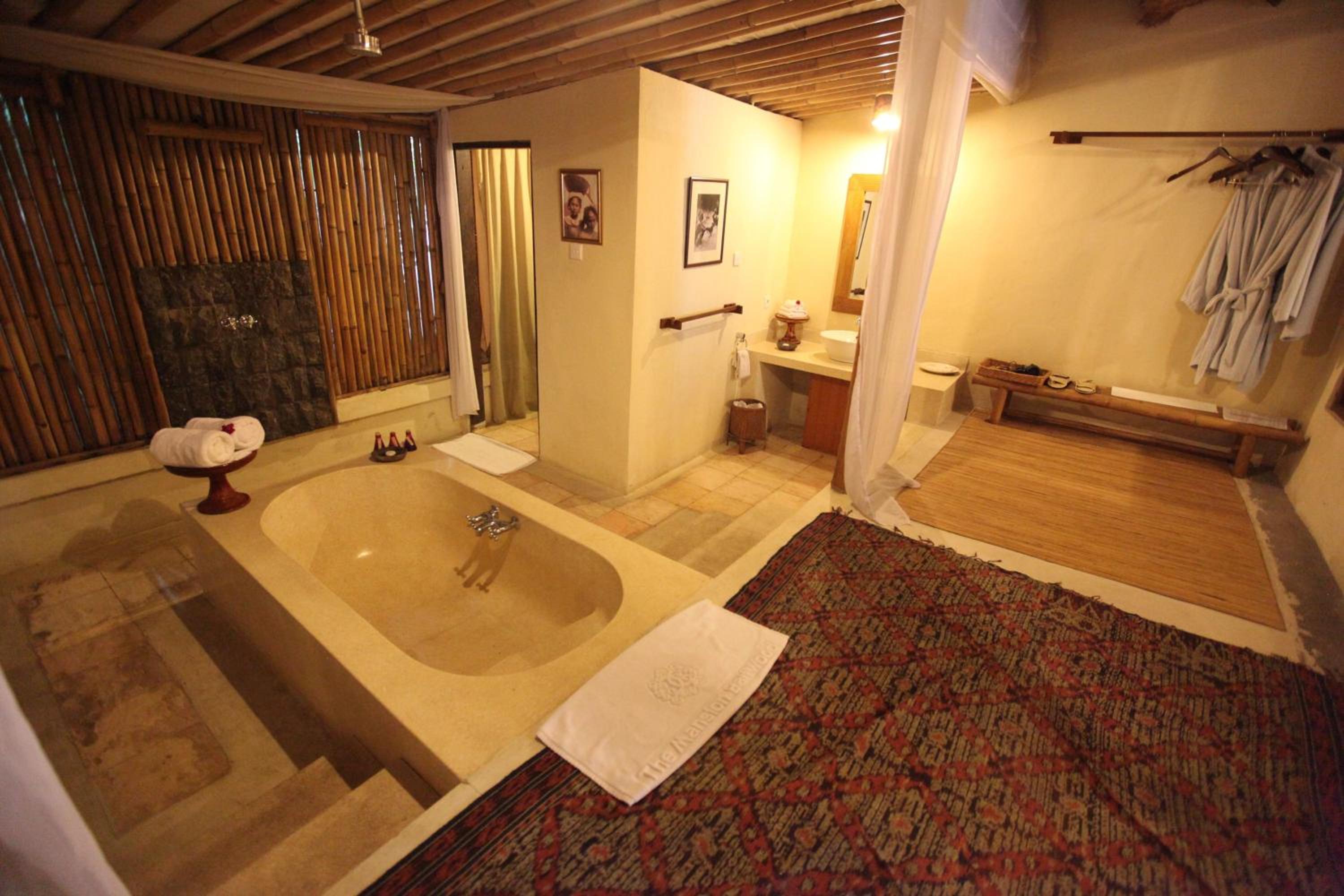 Family Room - Photo 5