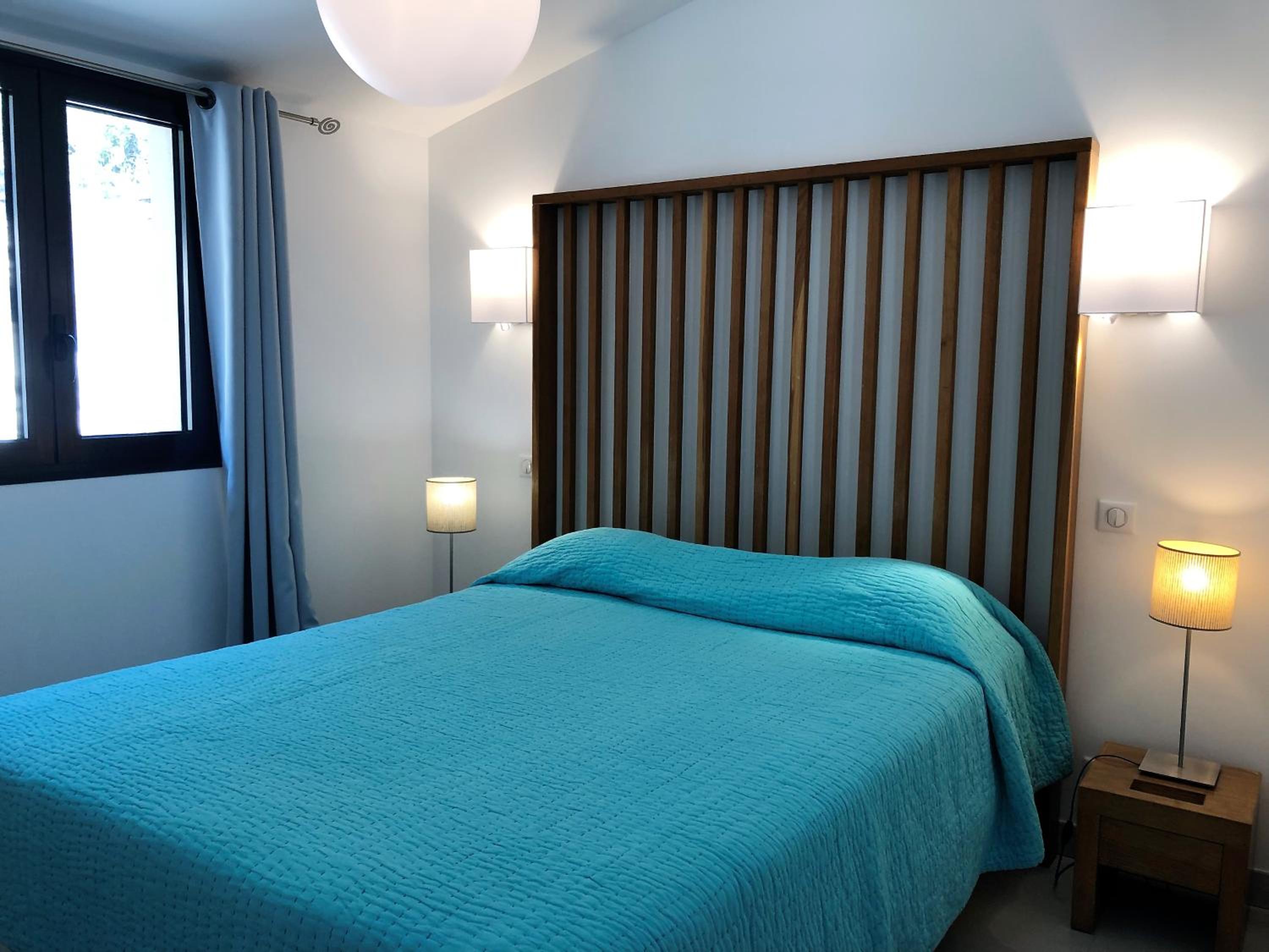 One-Bedroom Apartment - Photo 7