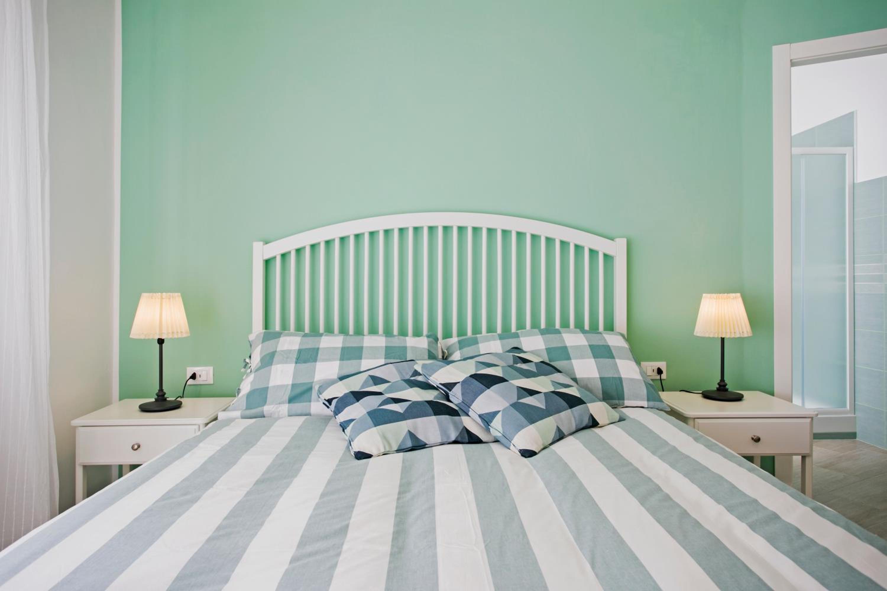Deluxe Room (2 Adults + 1 Child) photo 2