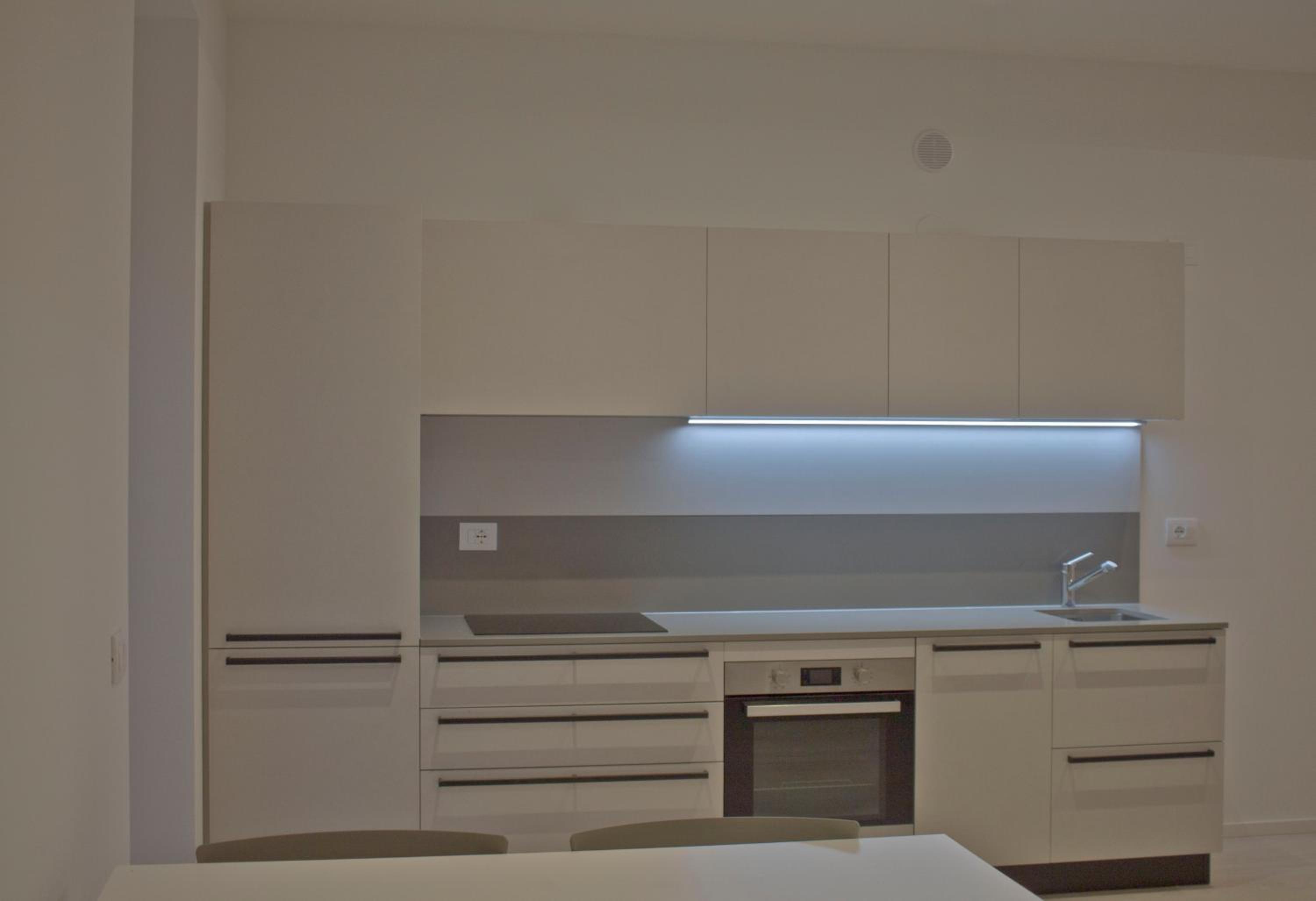 Two-Bedroom Apartment - Photo 7