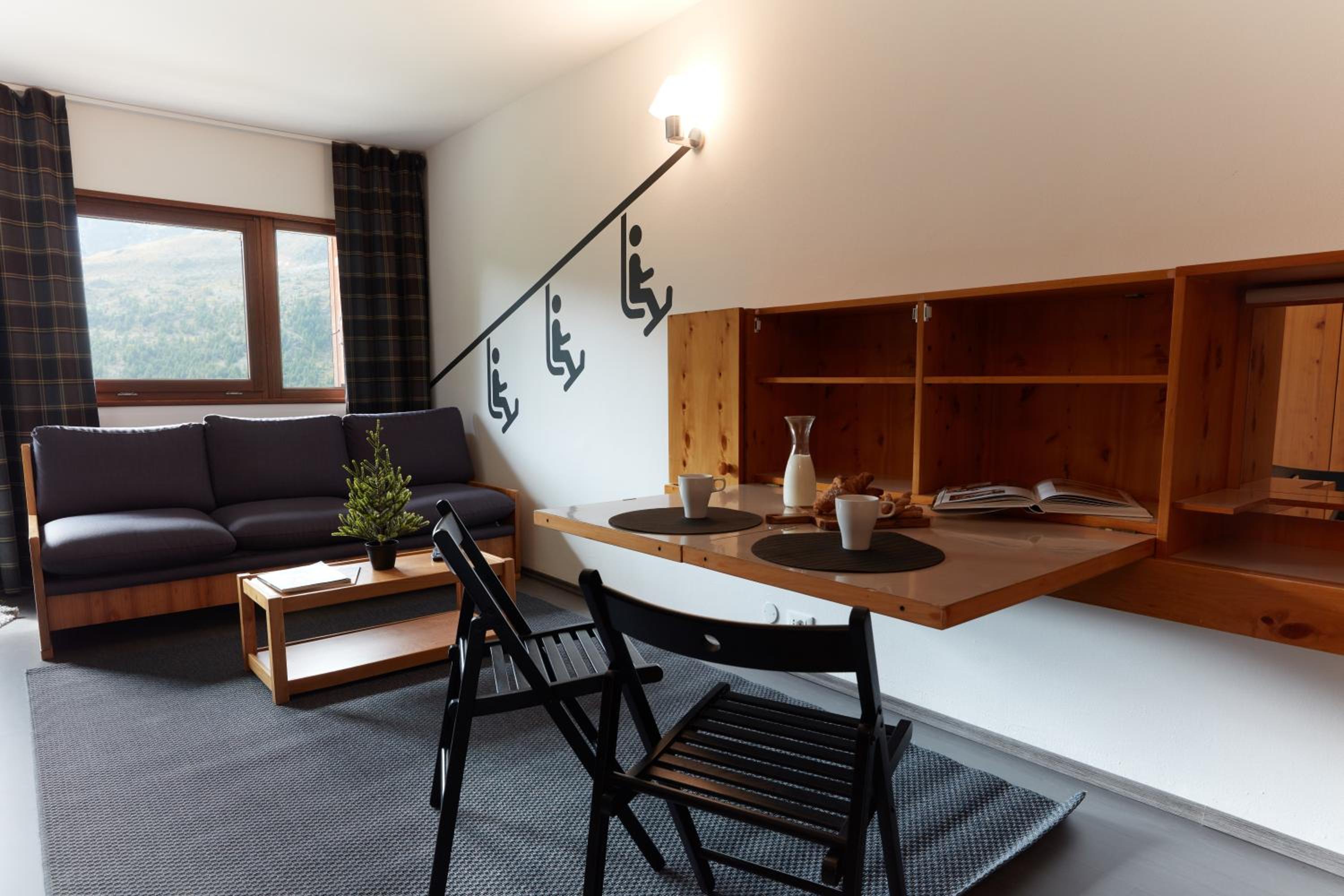 Studio with Balcony photo 1
