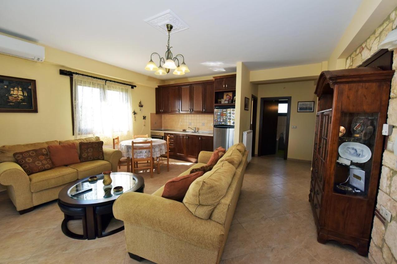 Deluxe Apartment photo 1