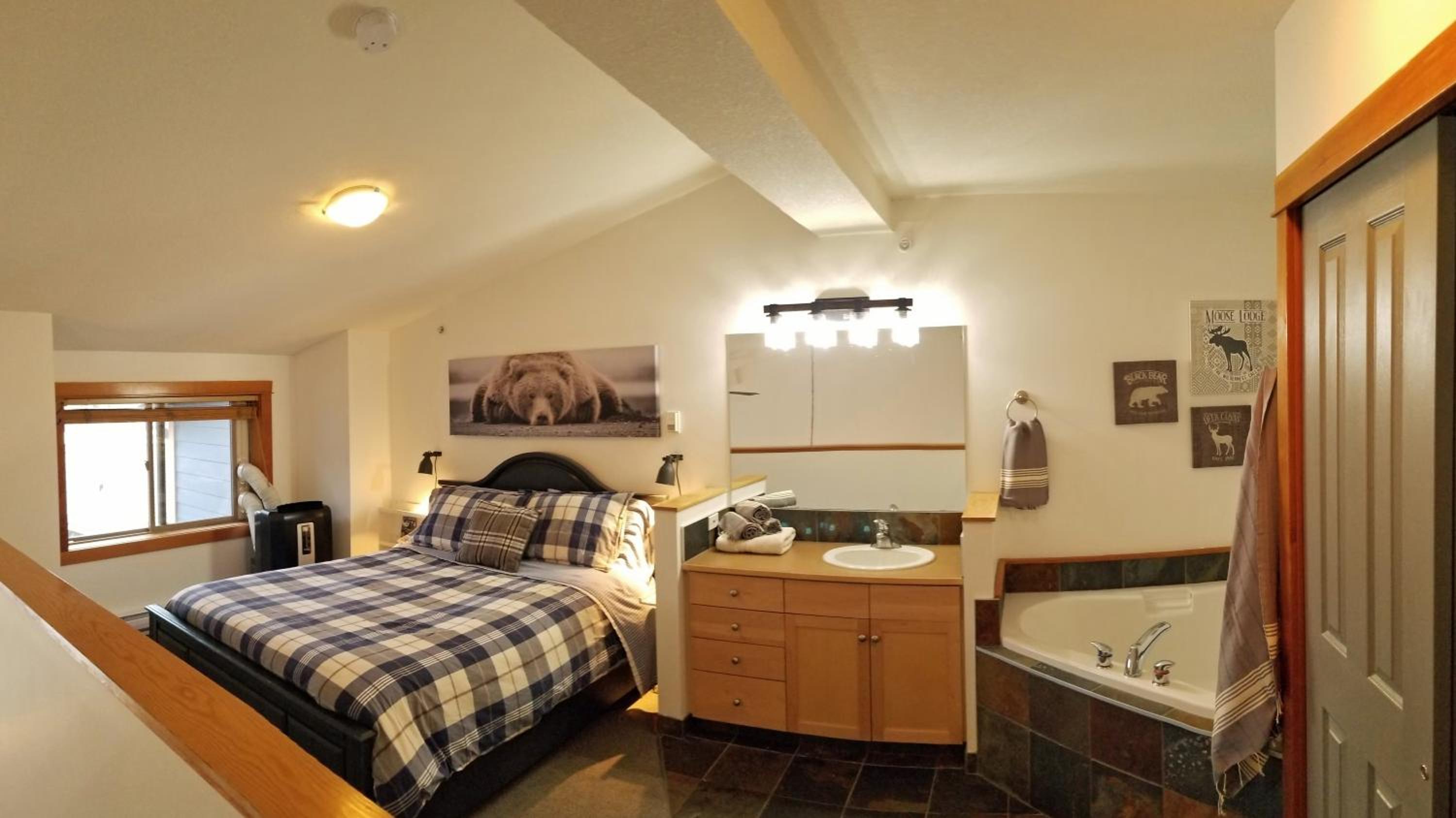 Apartment photo 1