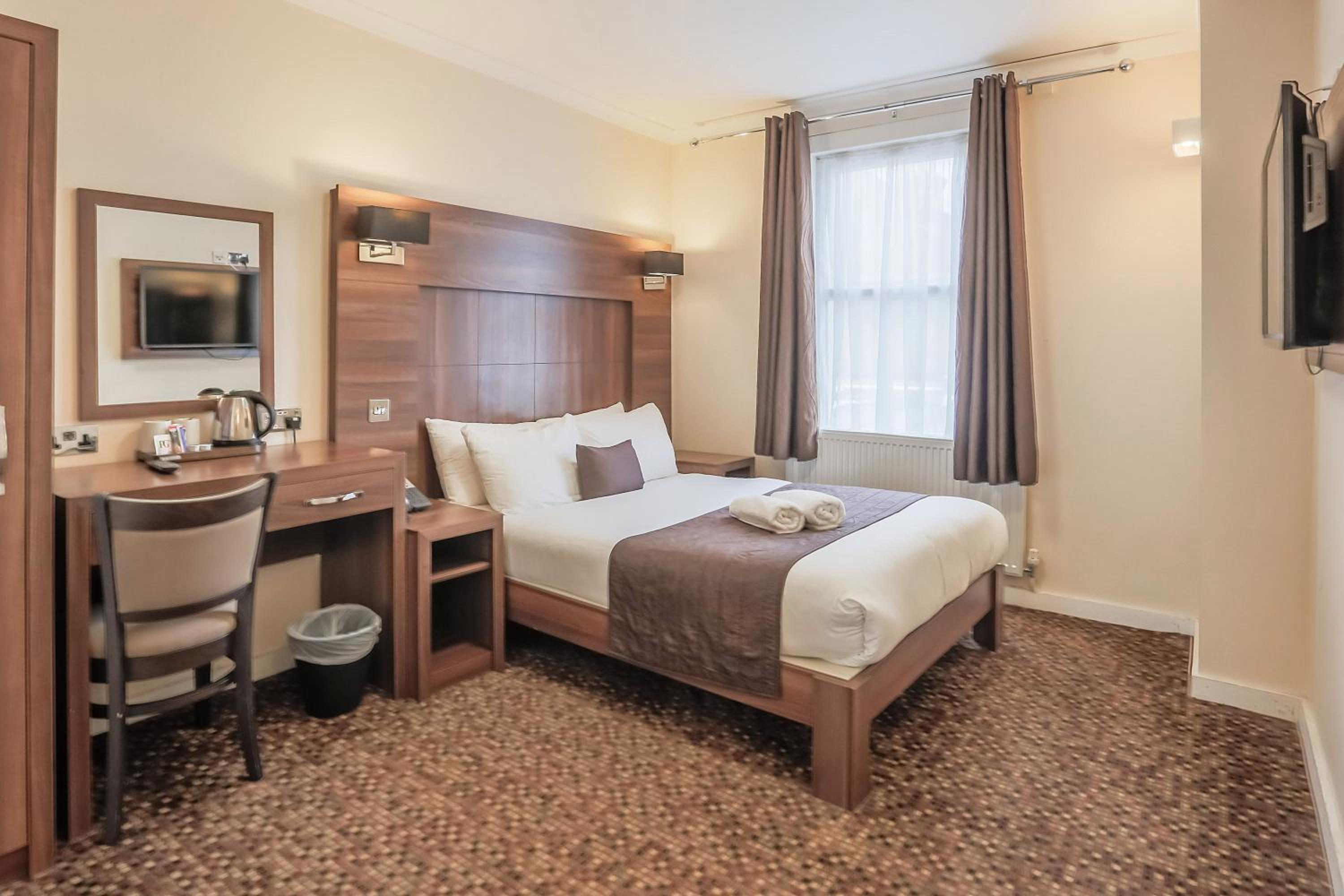 Standard Double Room- Annex Building (30 seconds walk from main building) photo 3