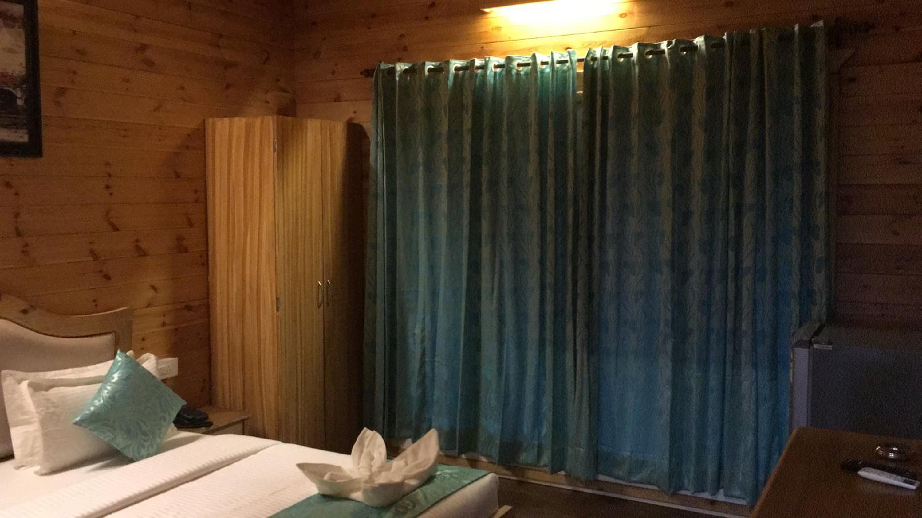 Double Room with Garden View - Photo 3