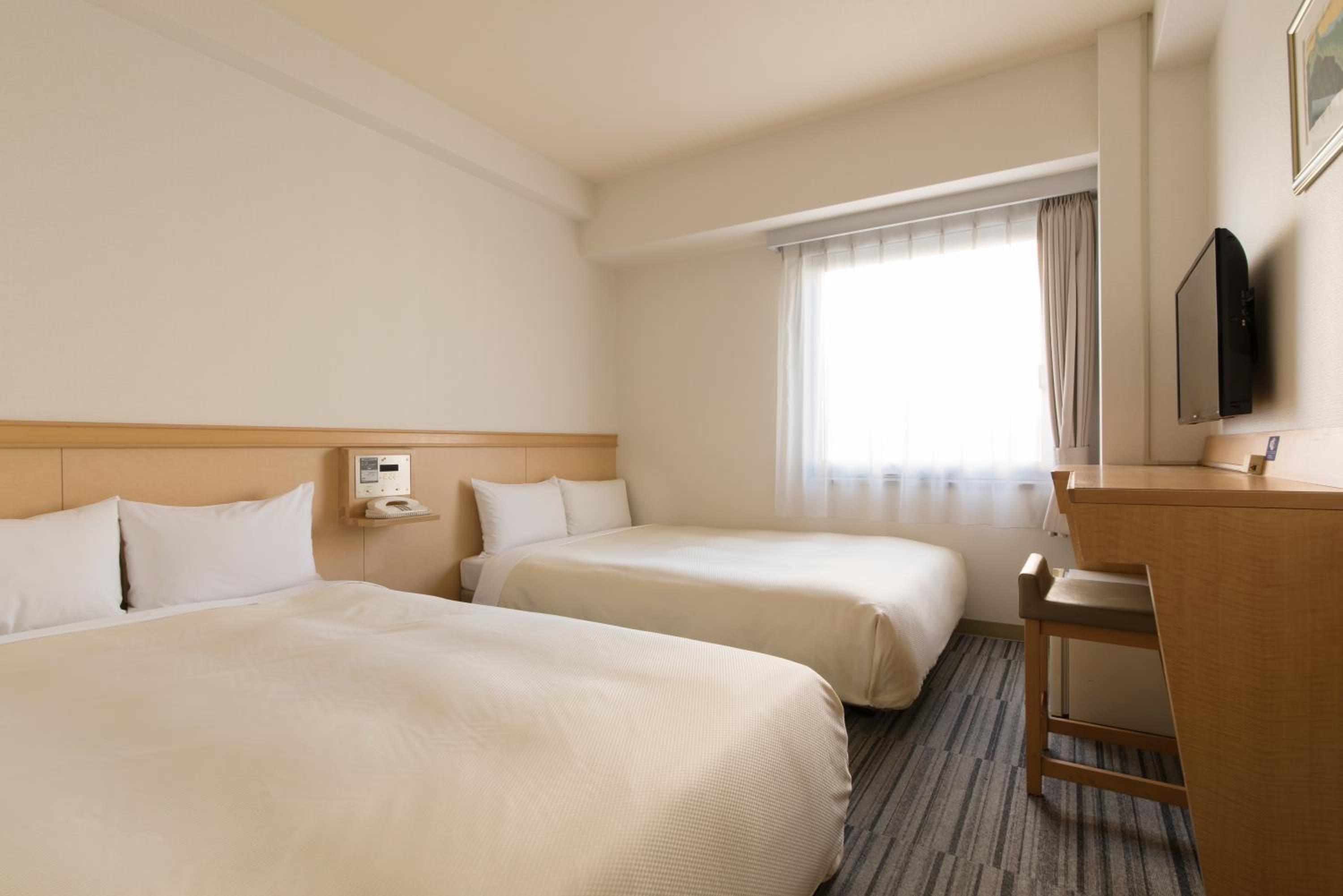 Twin Room For 4 People - Smoking