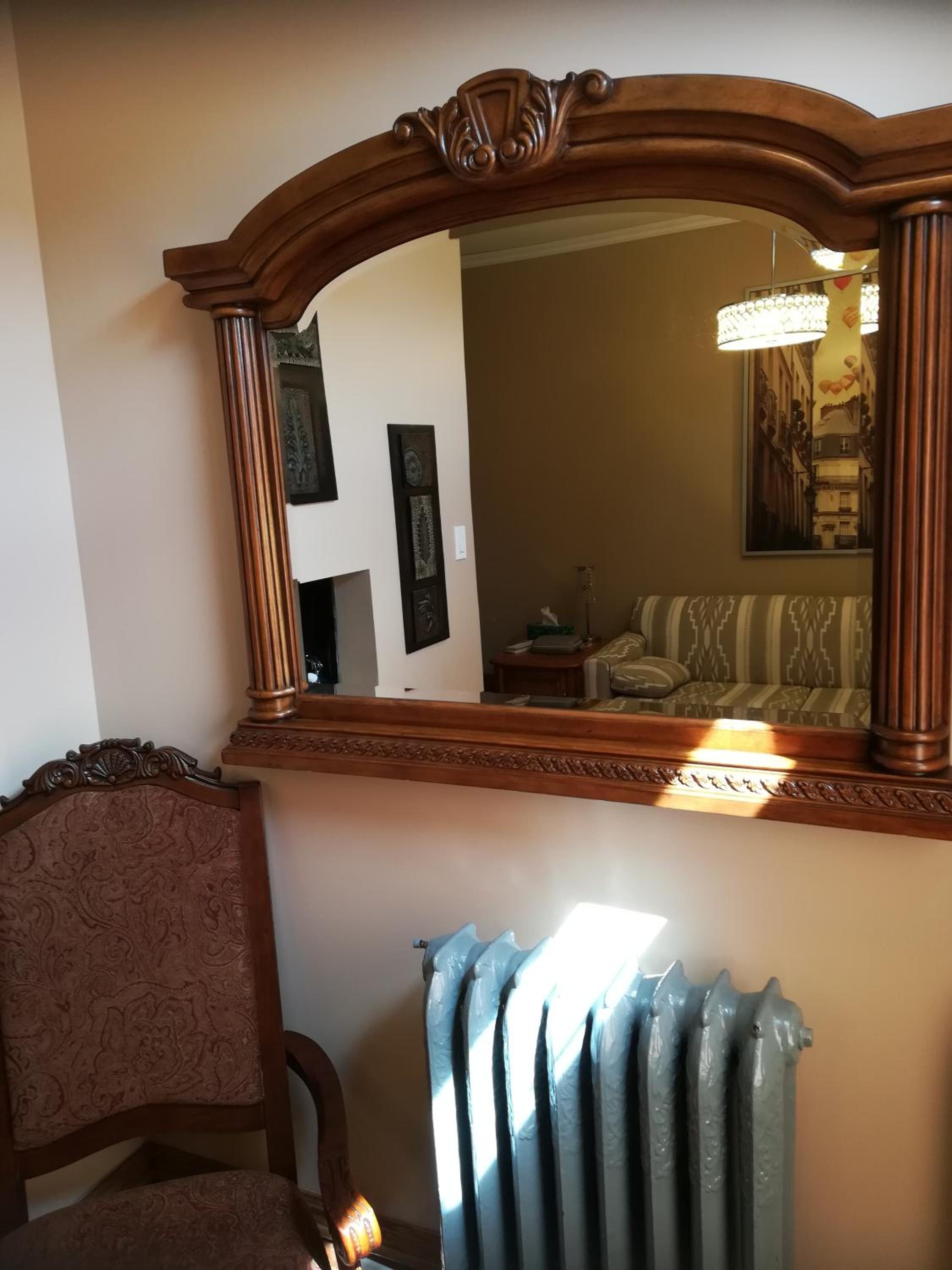 Deluxe Queen Suite photo 1