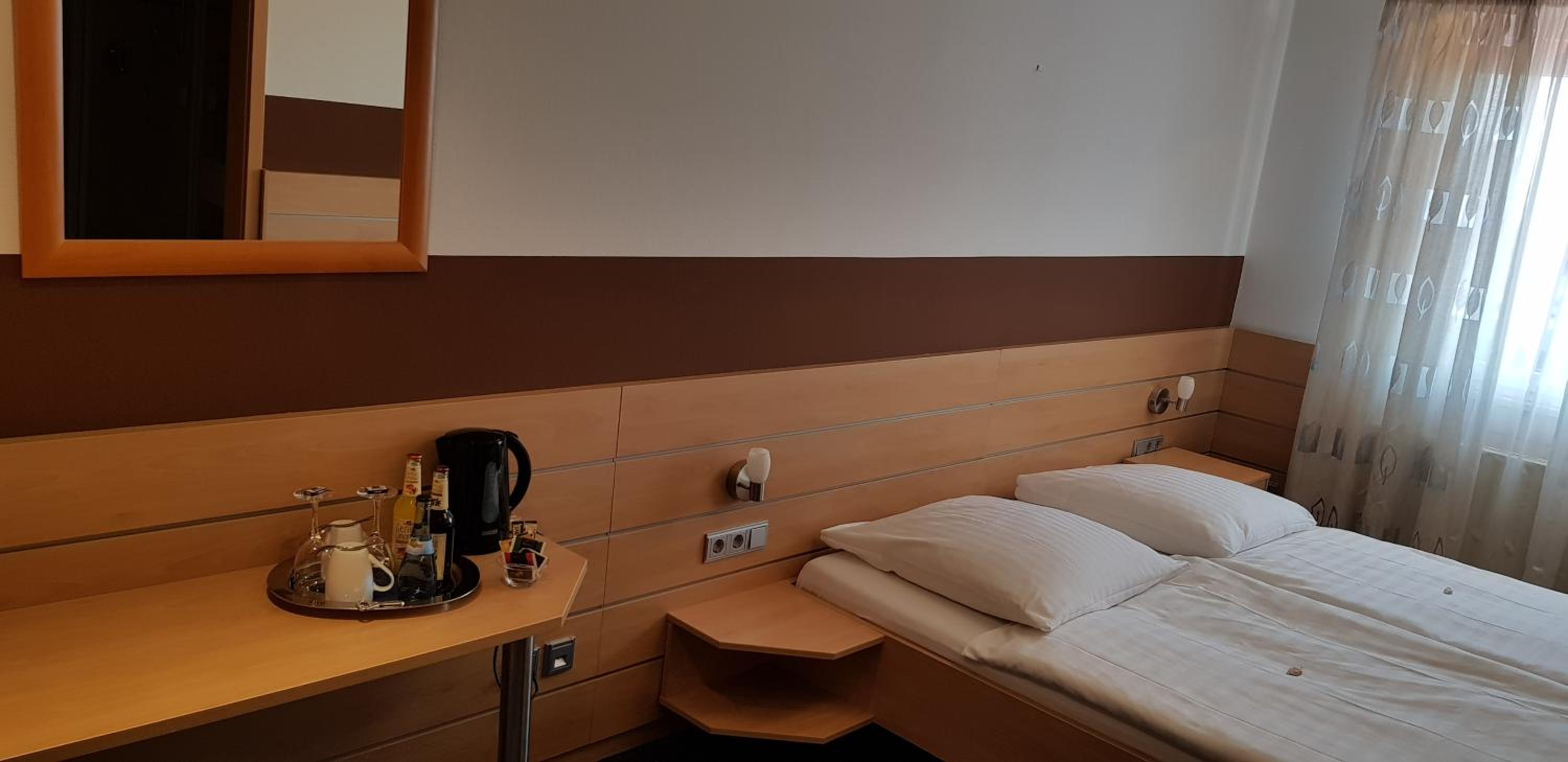 Double Room - Photo 12