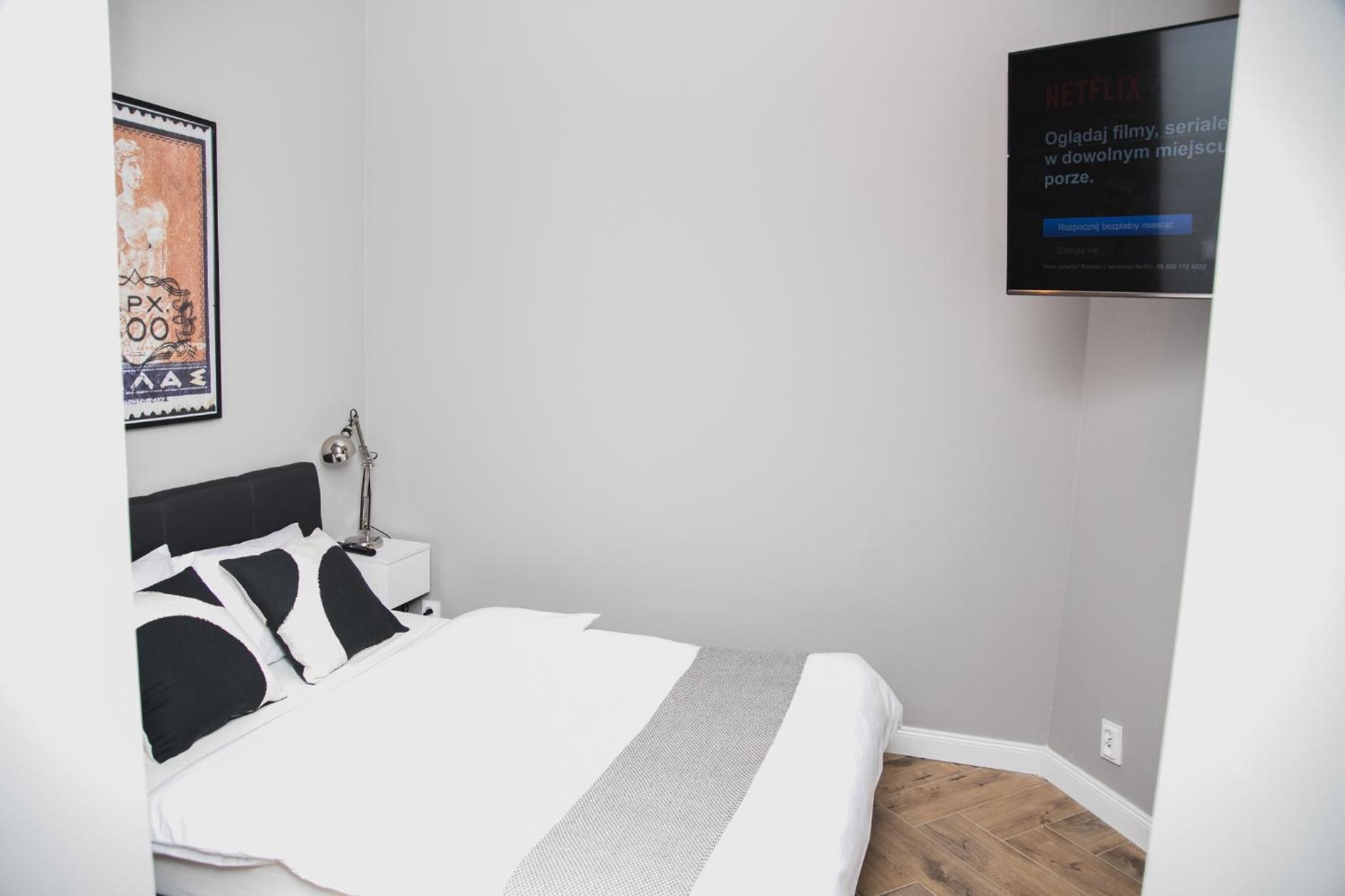 Double Room with Private Bathroom - Photo 2