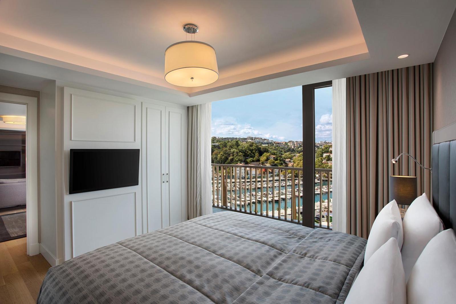 Two-Bedroom Apartment With Marina View