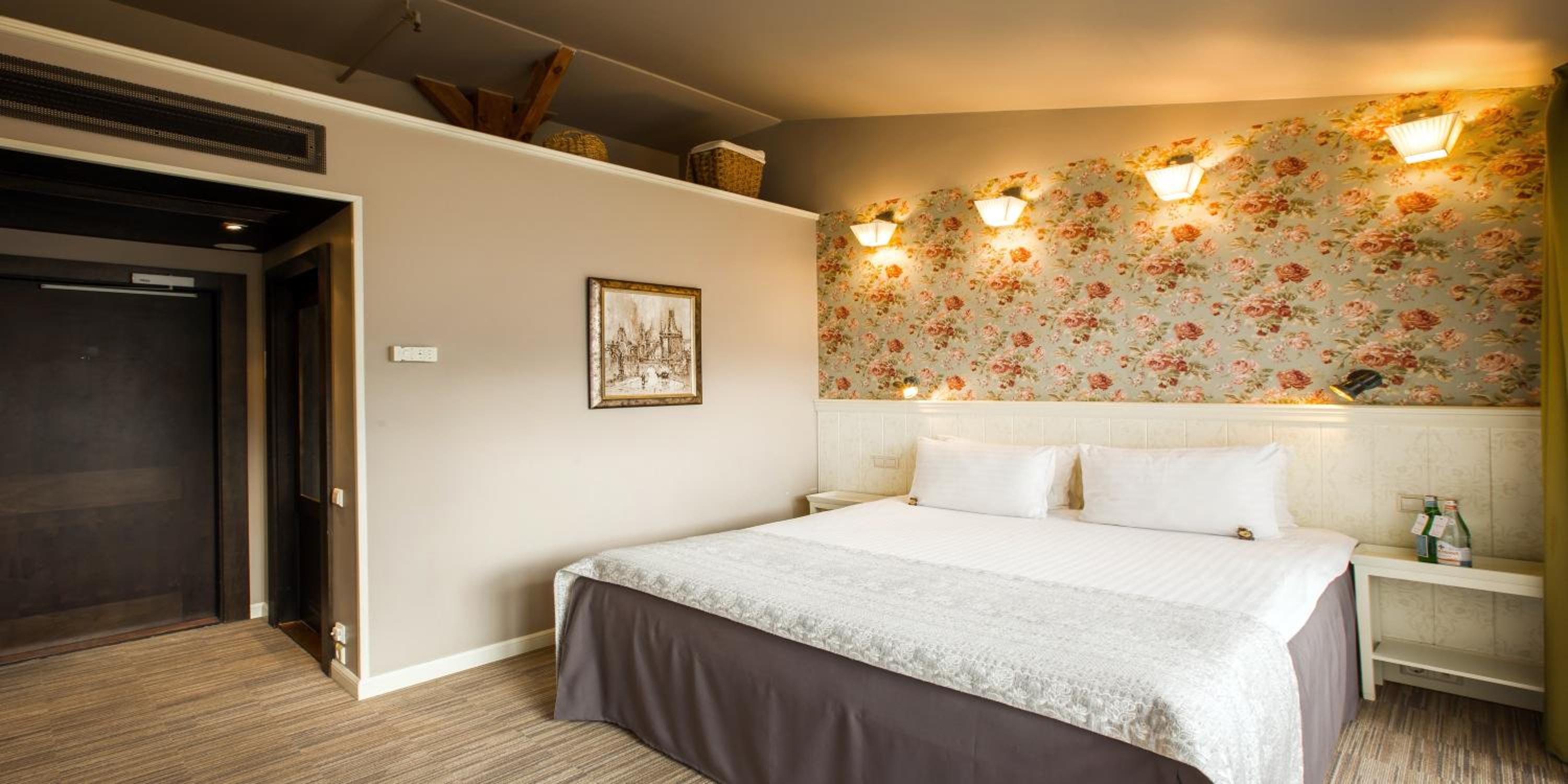 Superior Double or Twin Room - Photo 6