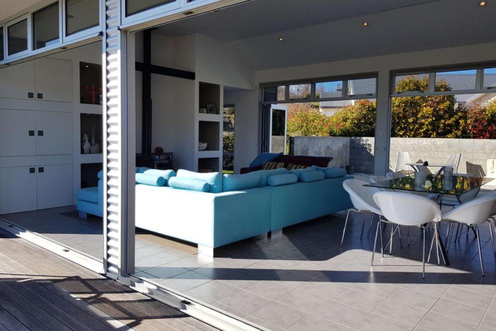 Three-Bedroom House - Photo 8