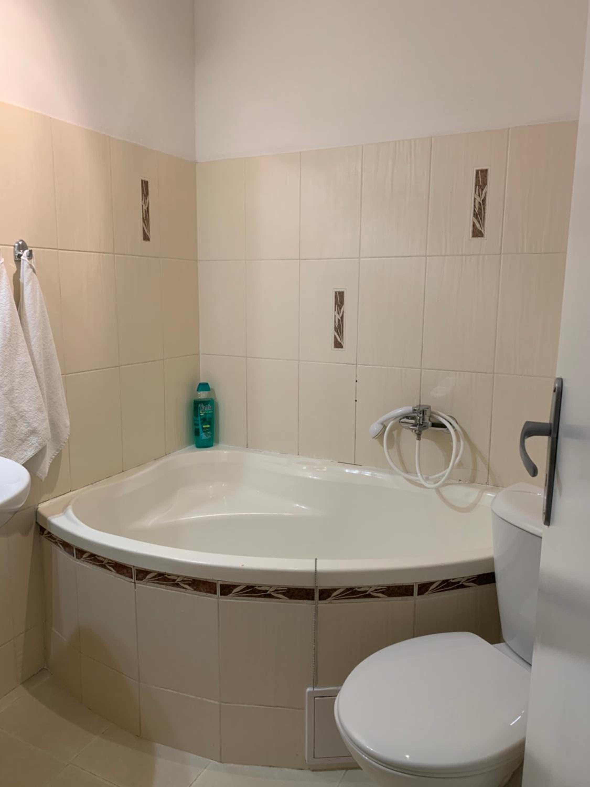 Economy Double Room - Photo 7