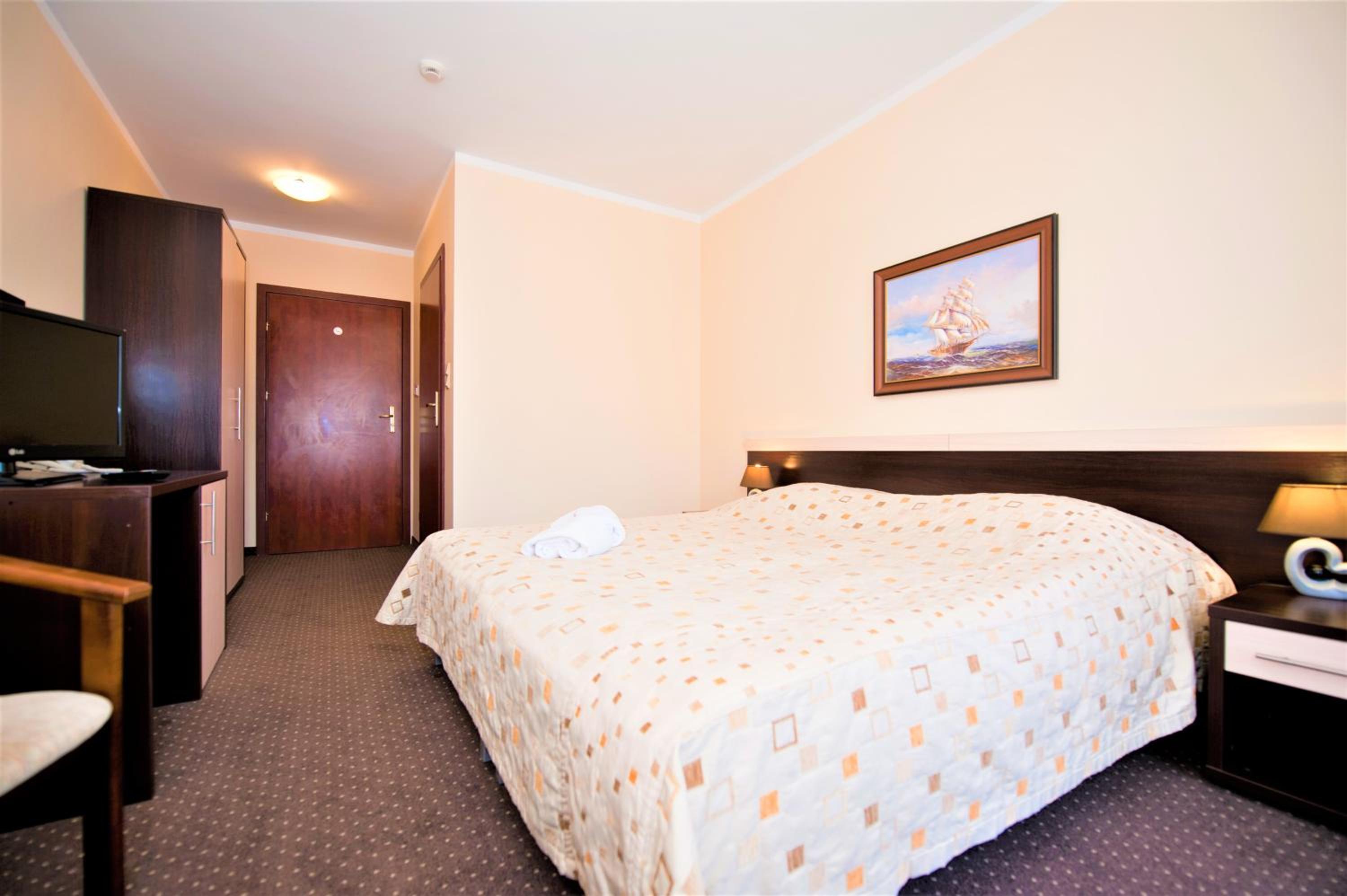 Double or Twin Room photo 3