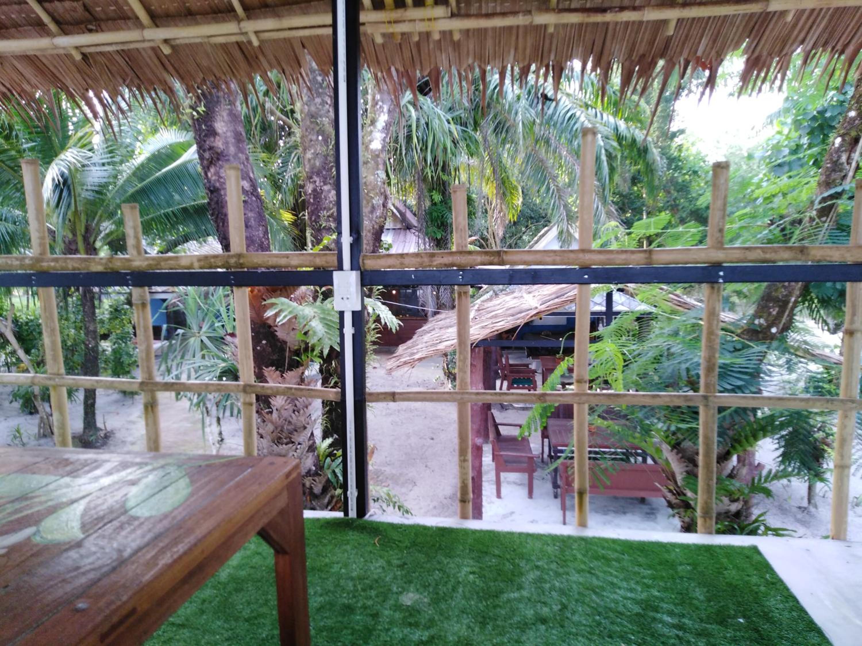 Double Room with Shared Bathroom photo 3